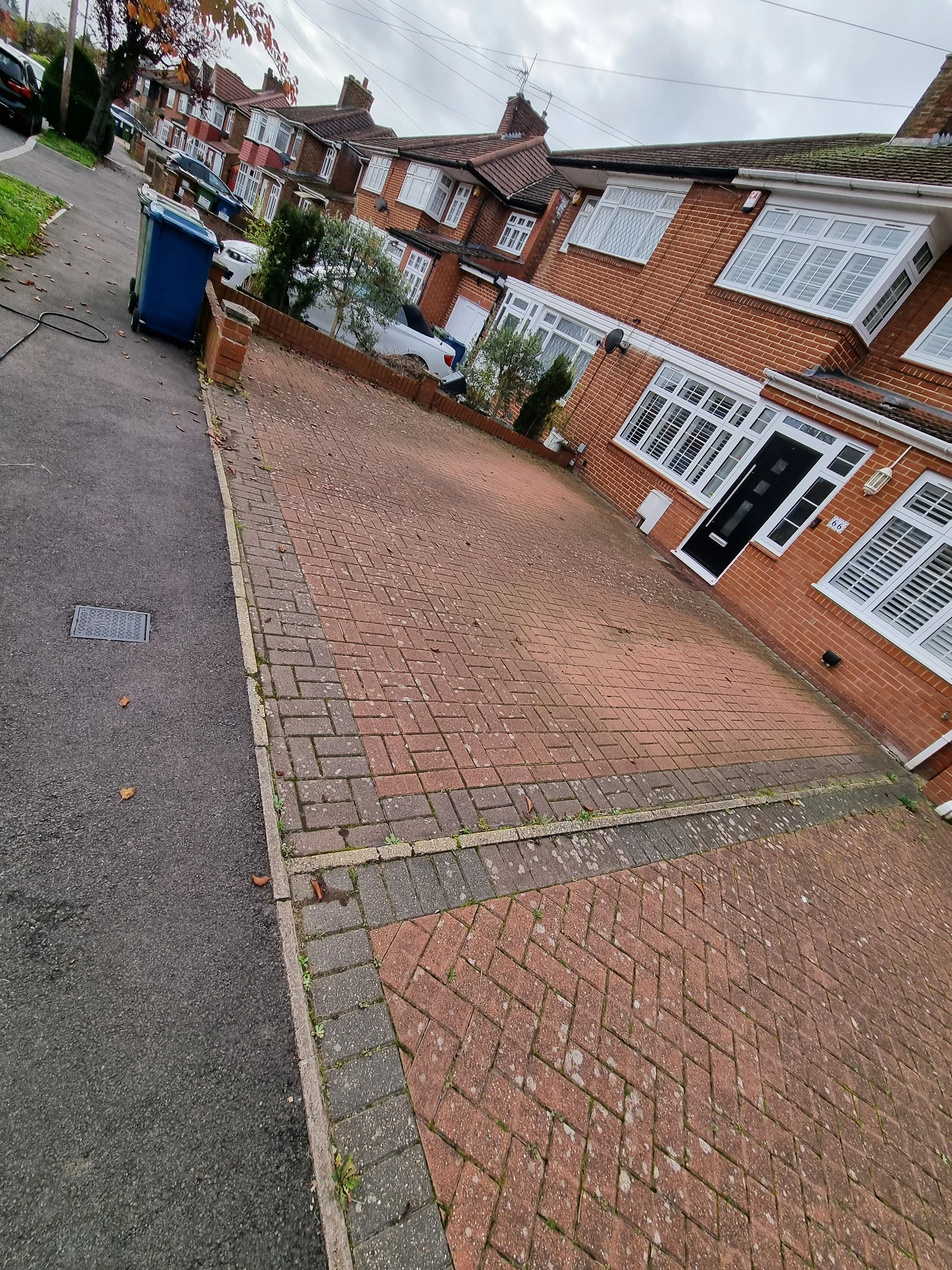 Driveway cleaning Edgware before1.jpg