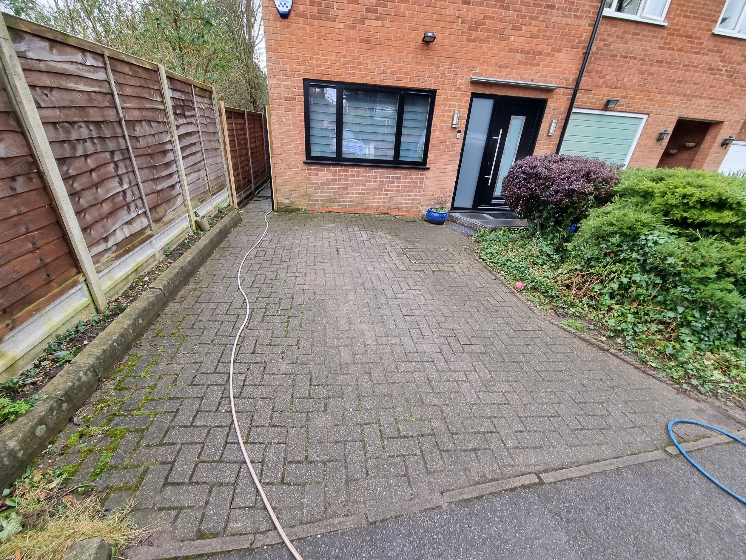 Driveway cleaning finchley before.jpg