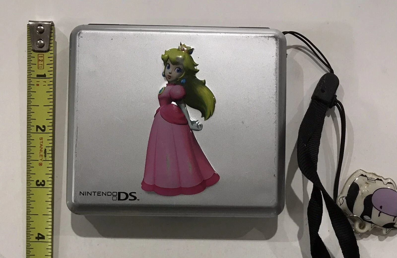 Nintendo DS Princess Peach Game Case Holder