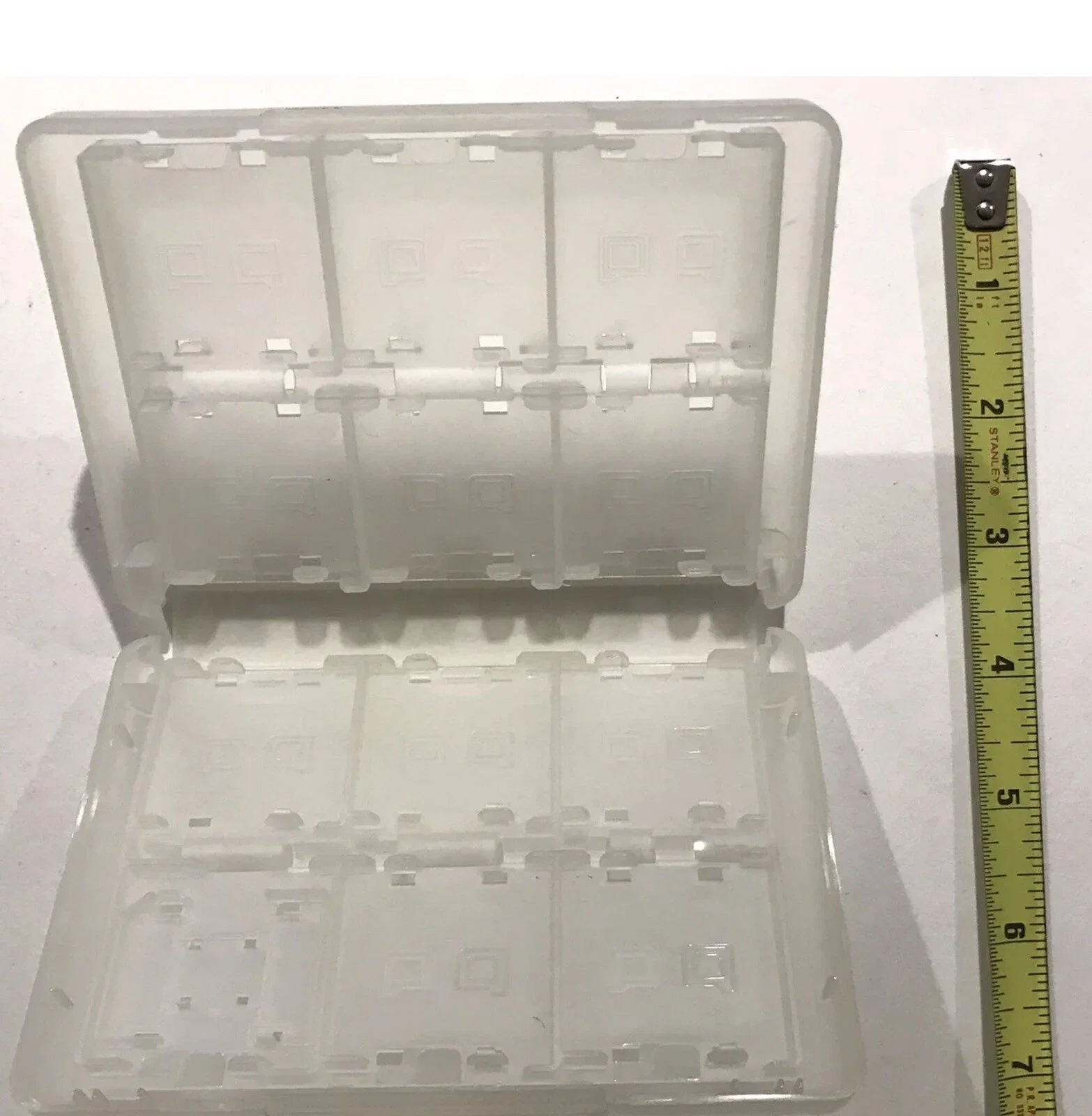 Clear Nintendo DS/3DS Game Holder Case
