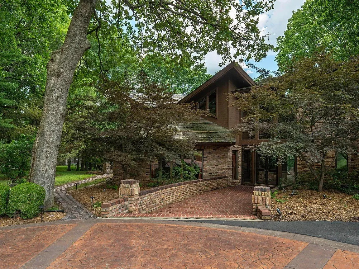 jones spring house 11.jpeg