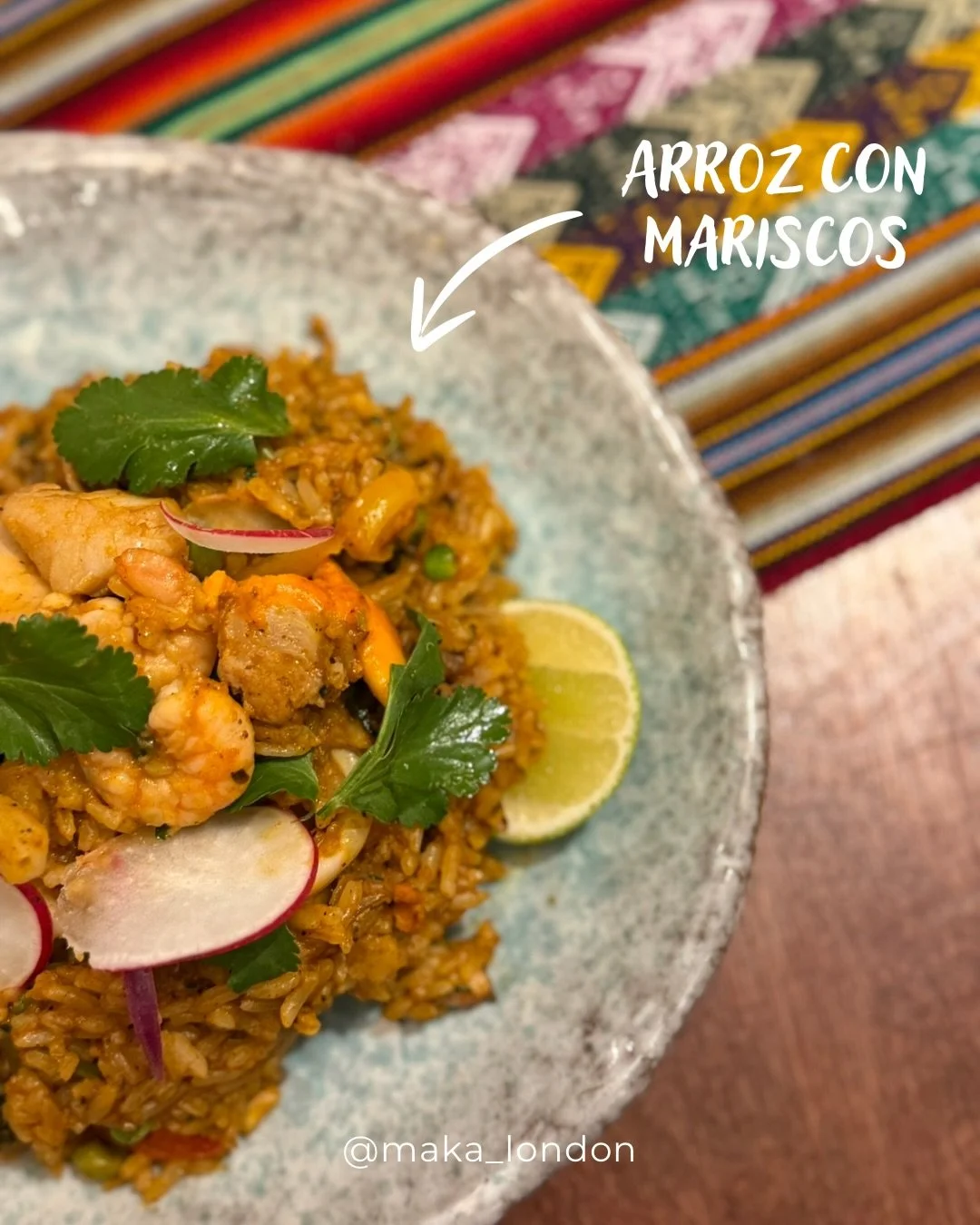Sabores del Per&uacute; 🇵🇪✨
Arroz con mariscos o tallar&iacute;n saltado&hellip; t&uacute; eliges 🤤

Tu mesa te espera en Maka London ❤️

#makalondon #peruvianfood #londoneats #comidaperuana #foodielondon