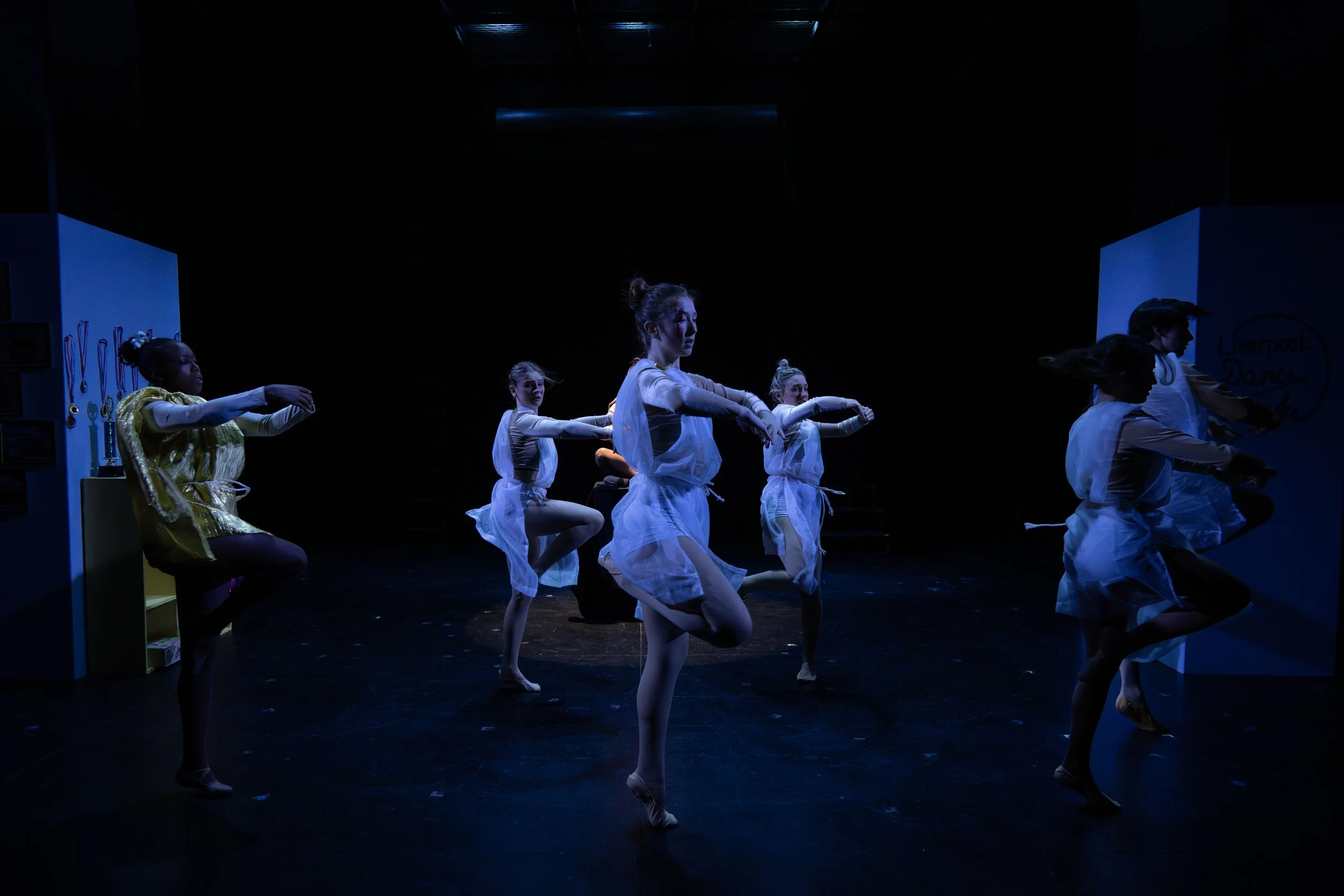 Dance.1564.jpg