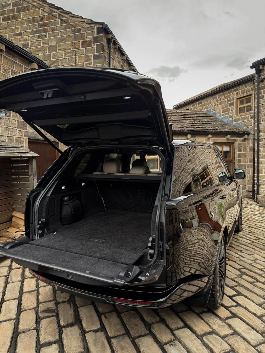 Range Rover interior/exterior detail & machine polishing by LT Detailing, West Yorkshire