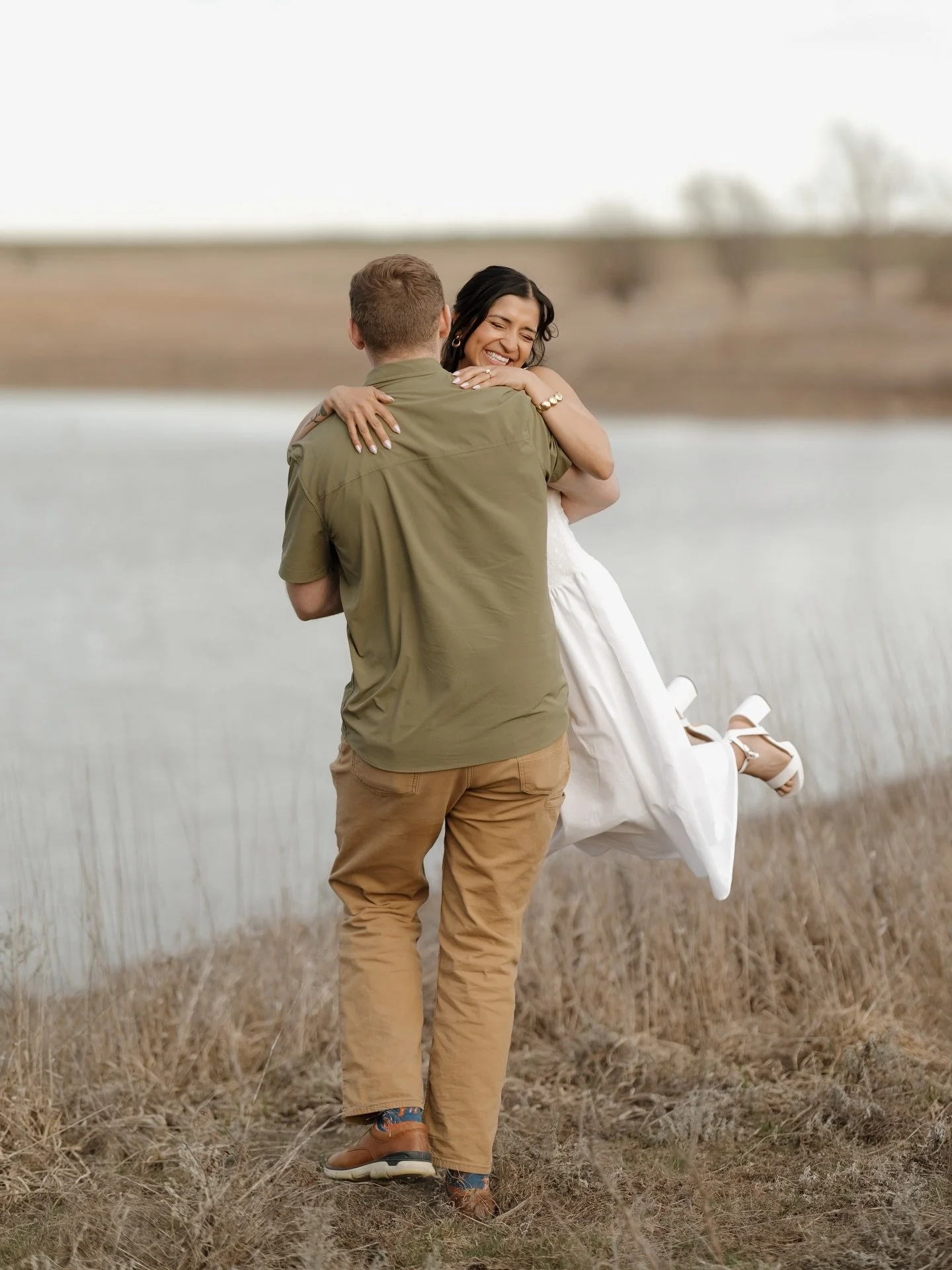 An engagement session full of many smiles and sweet moments 🤍 I am beyond excited for Aelyn and Cole as they enter into the covenant of marriage!