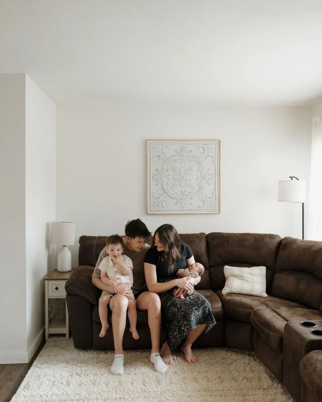 For years, I&rsquo;ve offered in-home lifestyle newborn sessions for families who want their baby&rsquo;s first few days at home to be captured calmly and authentically. These have truly been some of my most favorite sessions, but I started to feel l