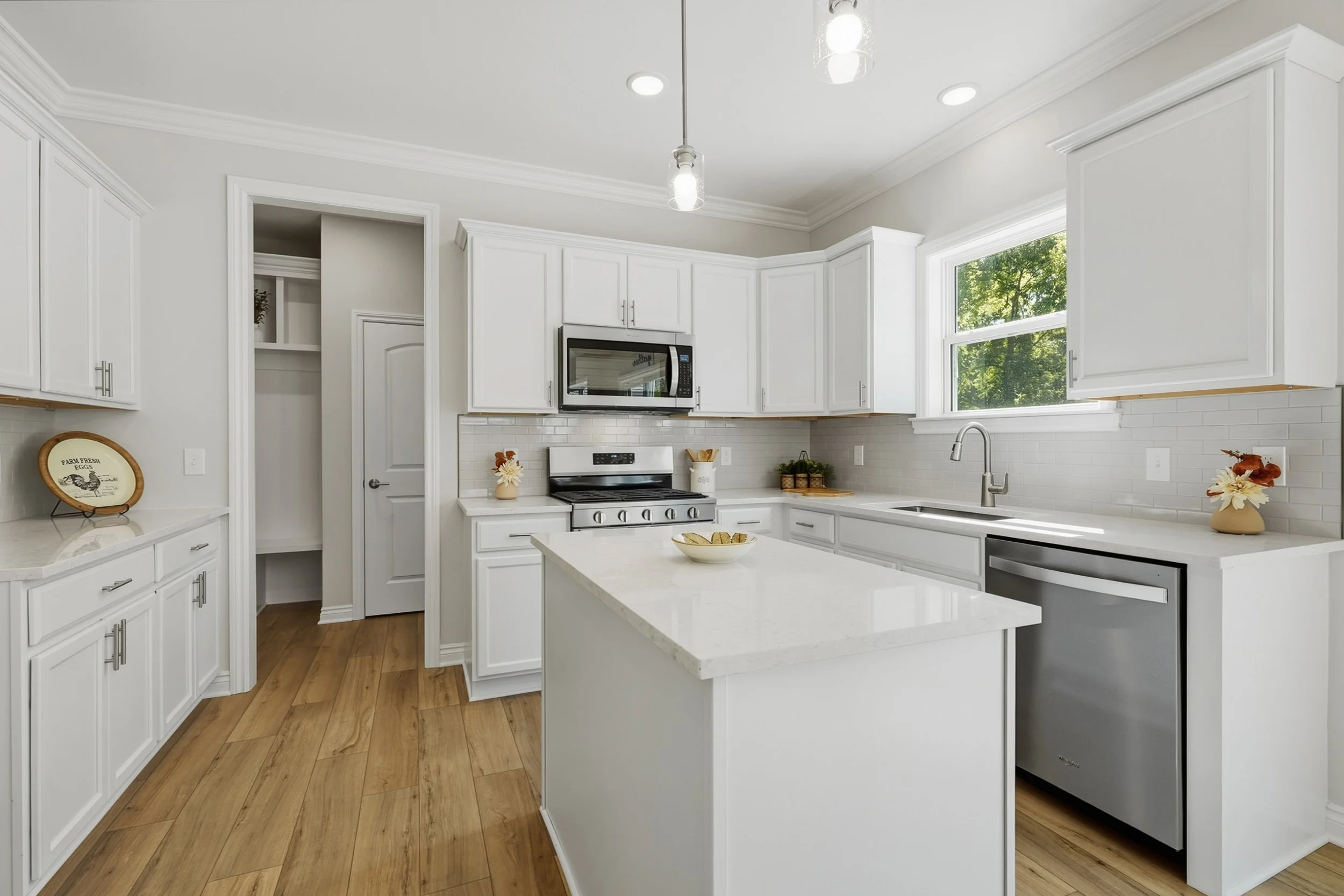547 jubilee dr-13.jpg