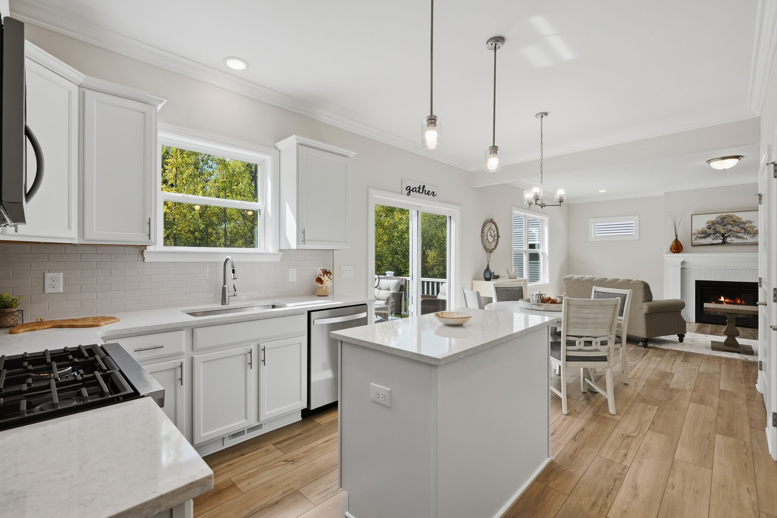 547 jubilee dr-15.jpg