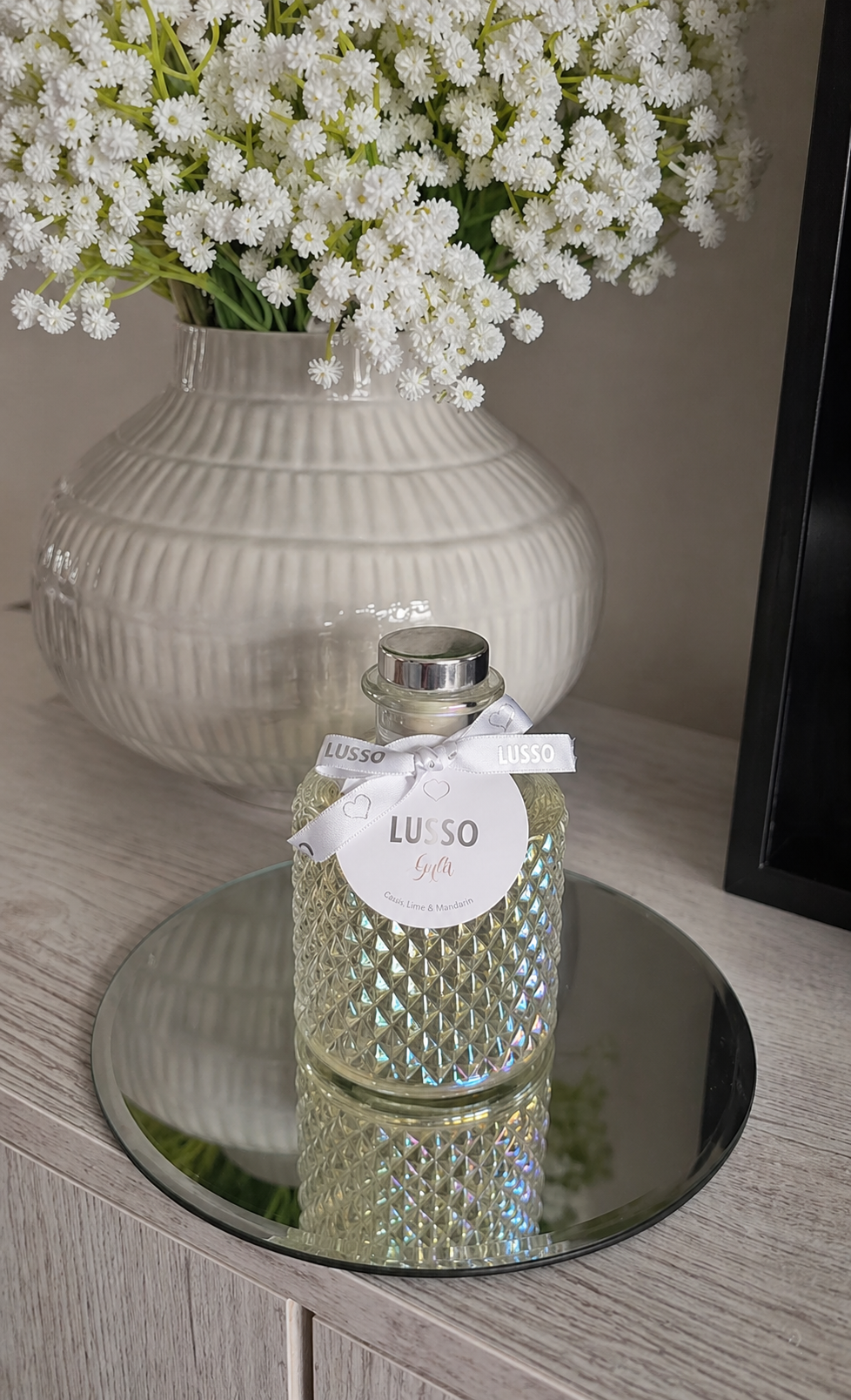 pearlescent diffuser 3.png