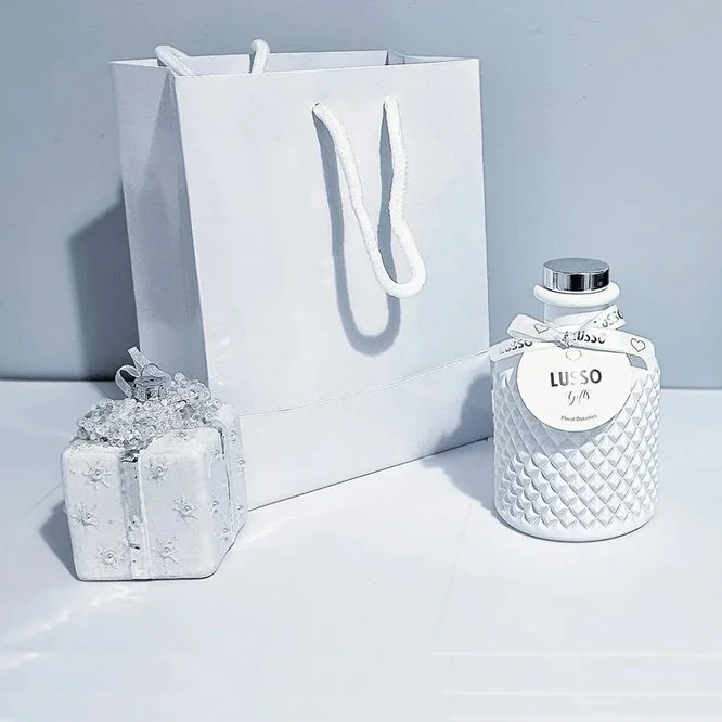 White luxury Reed Diffuser - Gift Boxed