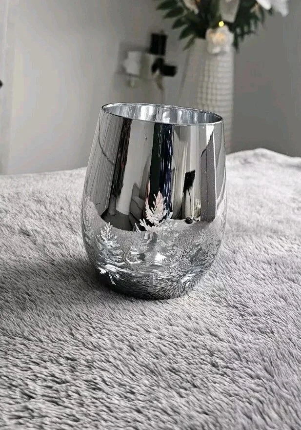 empty silver tree jar 4.jpg