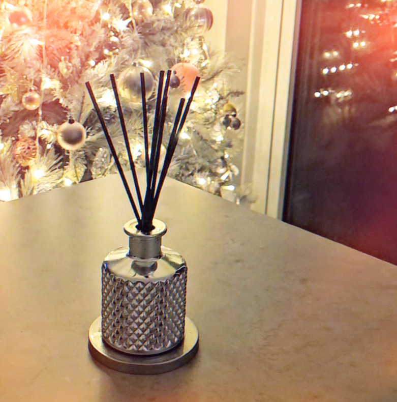 silver diffuser 4.png