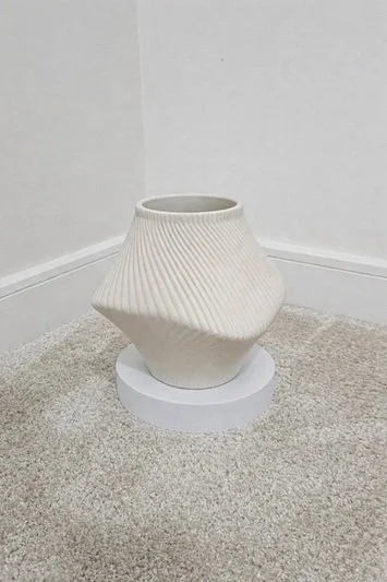 short vase 9.jpg