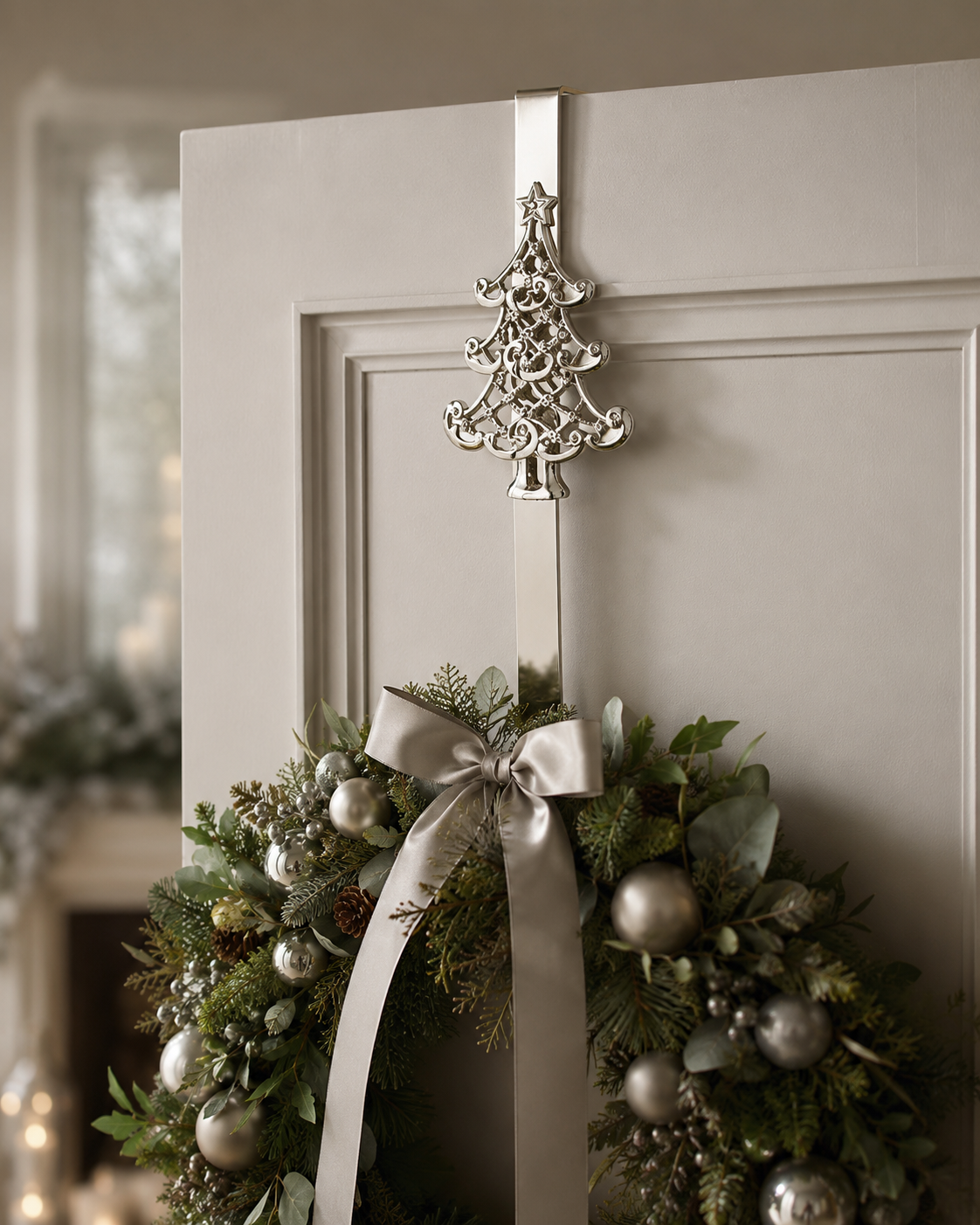 Luxury Silver Christmas Tree Wreath Door Hanger | Metal Over Door Wreath Hook | Festive Door Decor