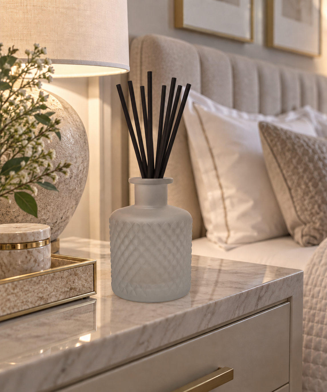 grey diffuser 4.png
