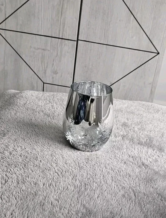 empty silver tree jar 2.jpg