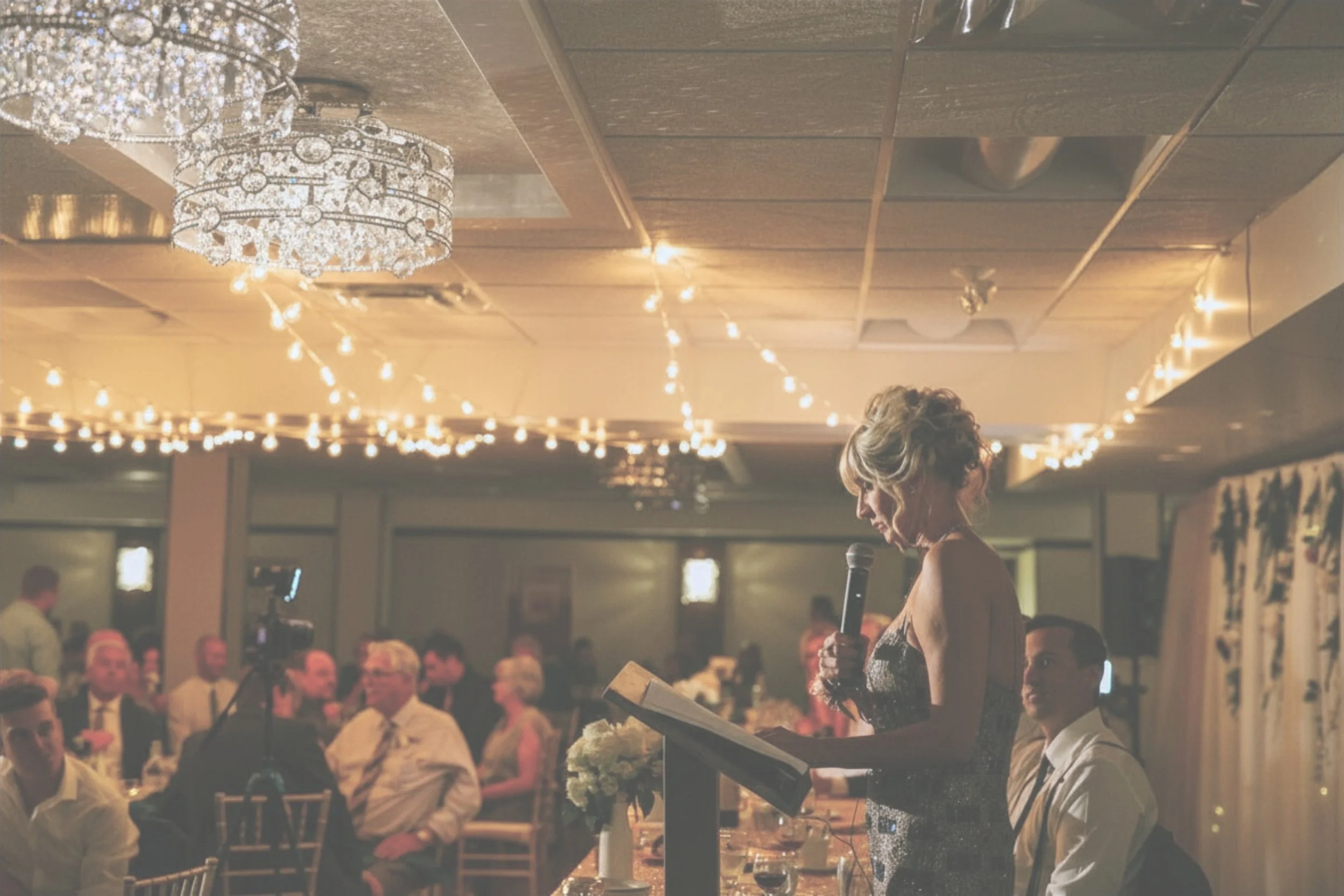 event planner coordinating banquet event