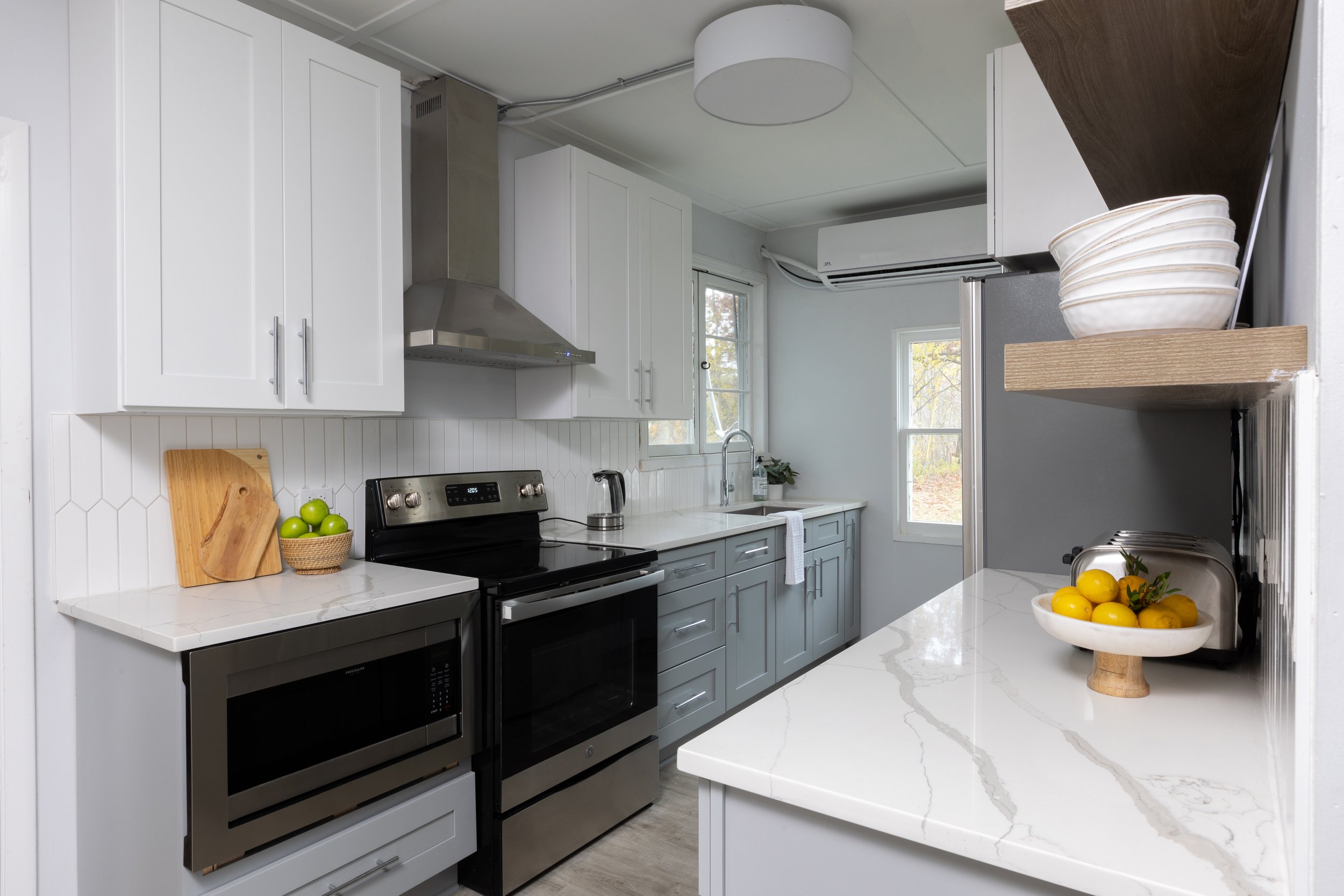 MenzaLakeHouse-56.jpg