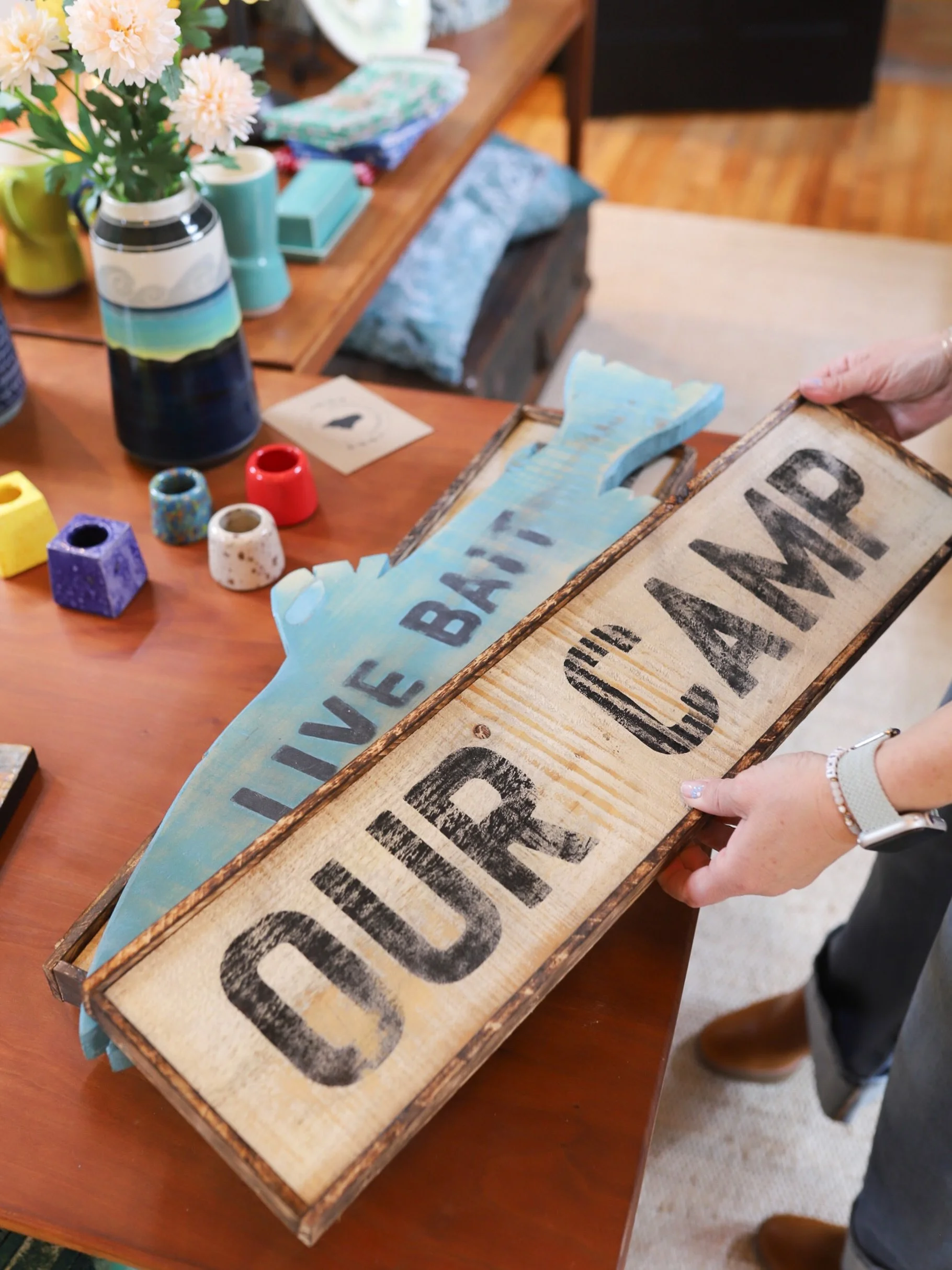 Consider this your reminder that your camp needs a little something new for the summer season! 😉 We have just what you need, thanks to Lazy Dog Rustic Signs. Come see for yourself this weekend. We are open 10am-4pm through Sunday. 🐟