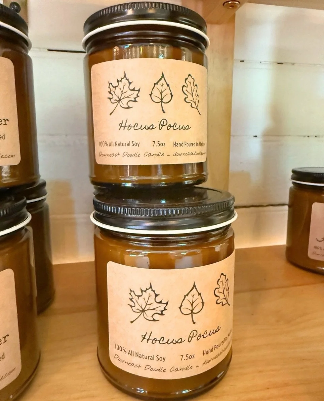 Officially ready for your home to smell like fall? 🍂 We are beyond excited to have @downeastdoodlecandle on the shelves! These all-natural, soy candles are the perfect addition to a cozy weekend at home. 

Come say hi and snag one before they sell o