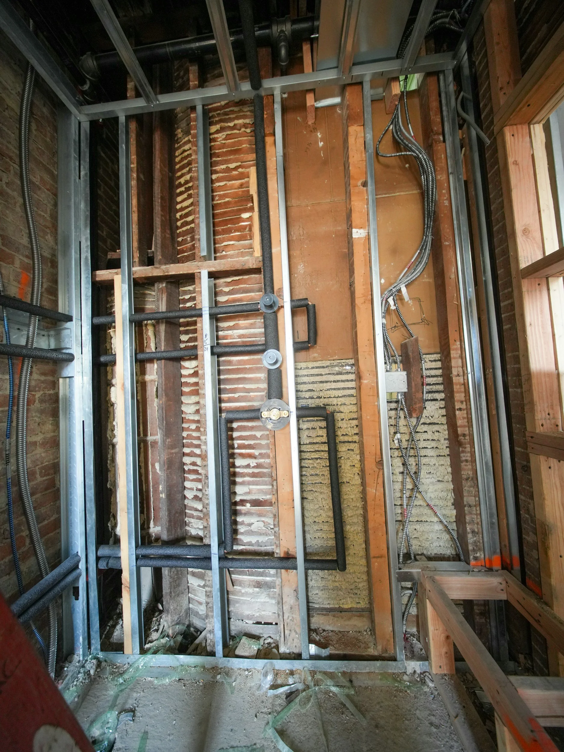 How Restoration Contractors Should Decide Which Leads to Pursue