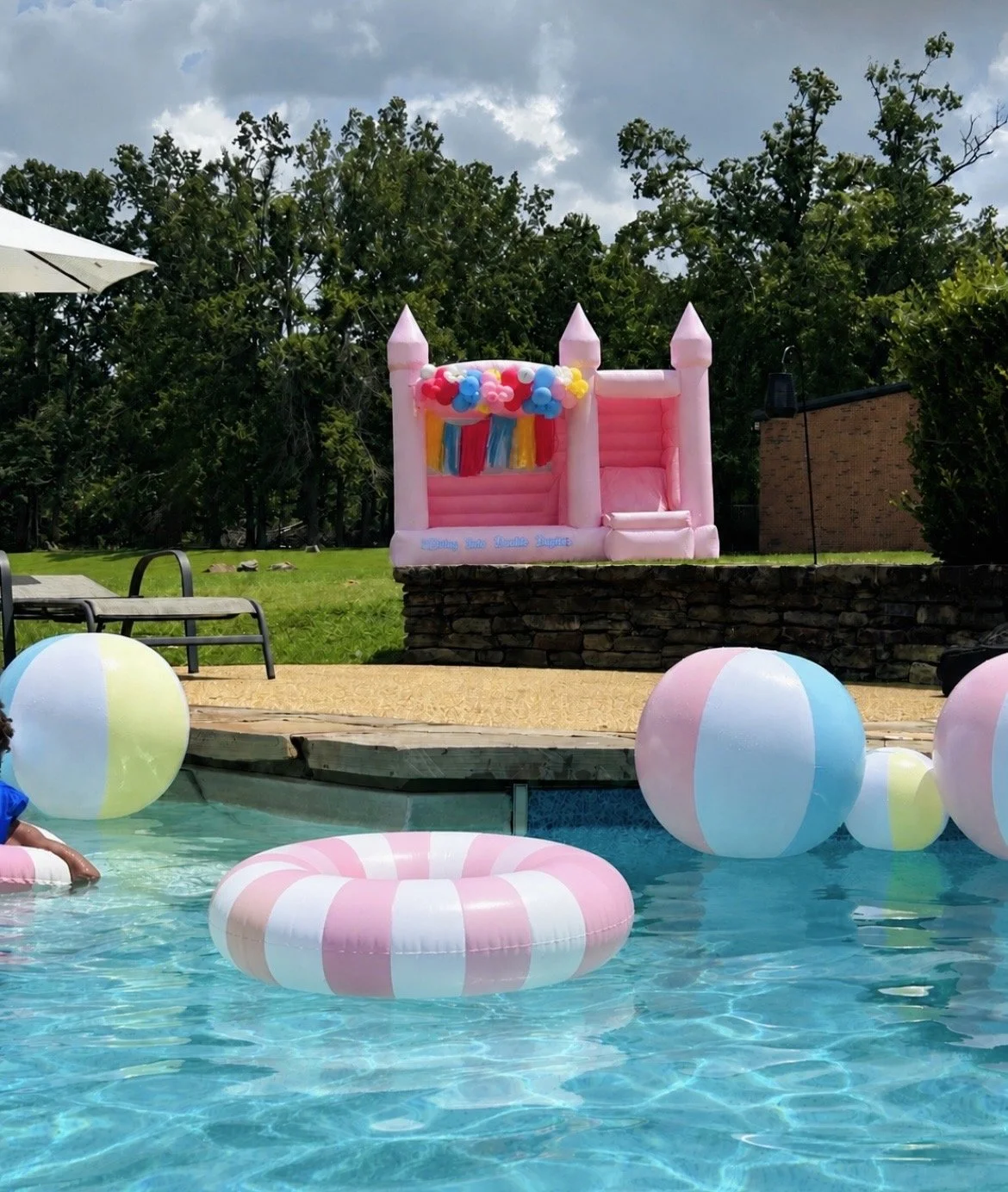 bounce house tupelo ms.jpg