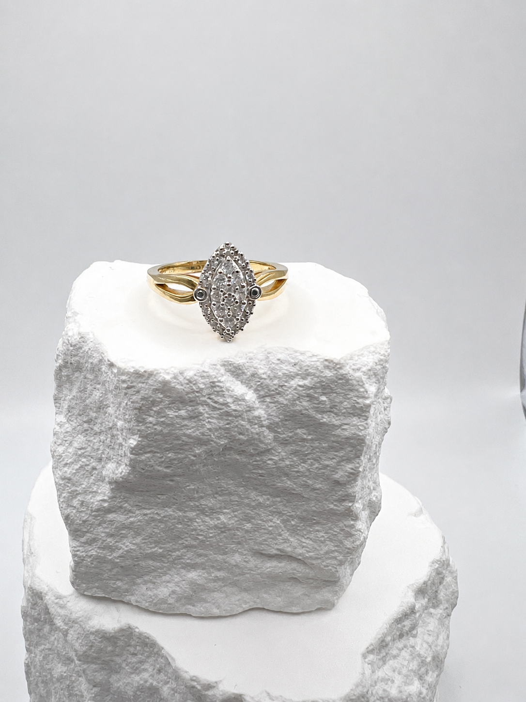 Golden Veil Ring