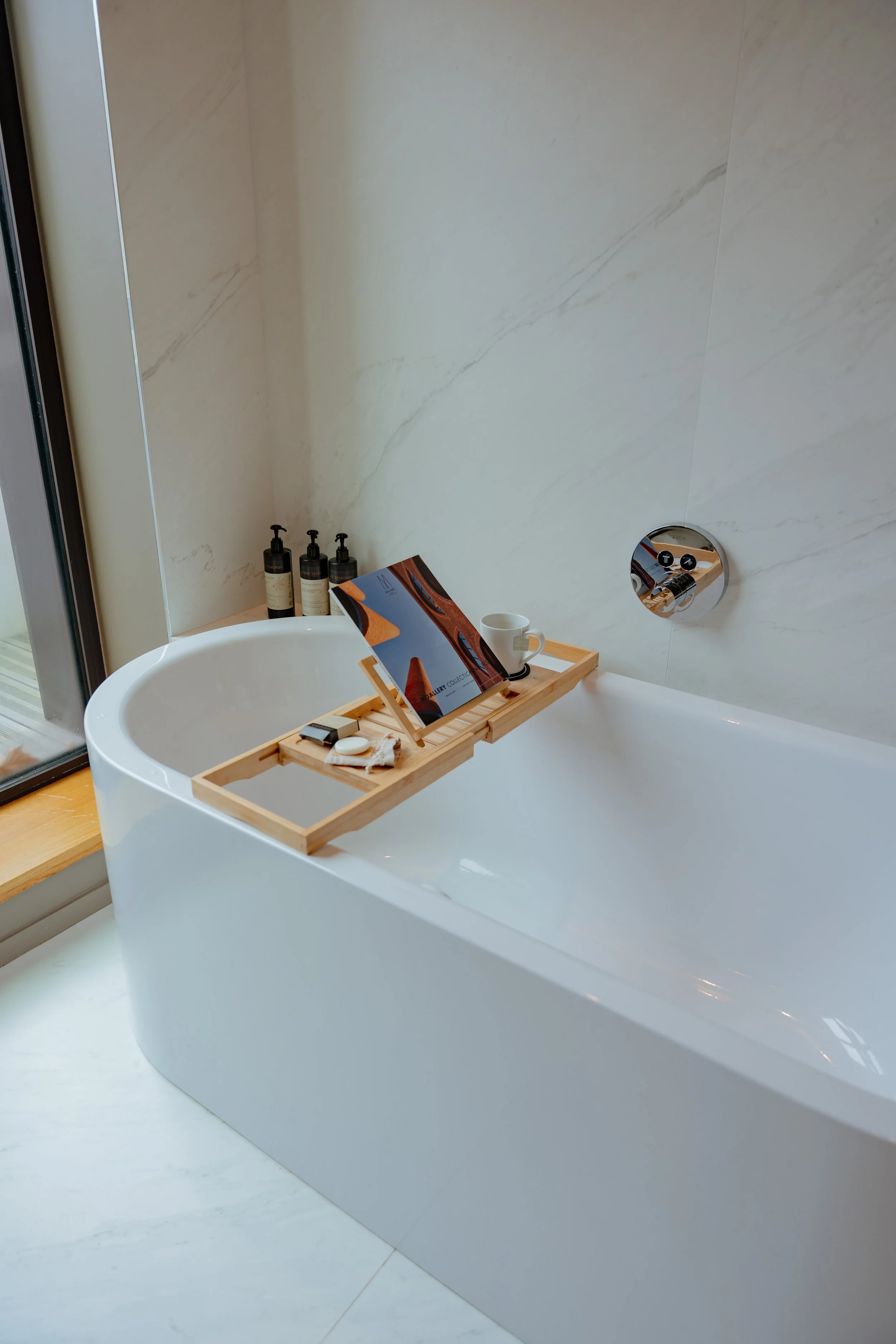 Suite dans le Domaine Reine Margot Paris Issy - MGallery Collection Hôtels - Salle de bain