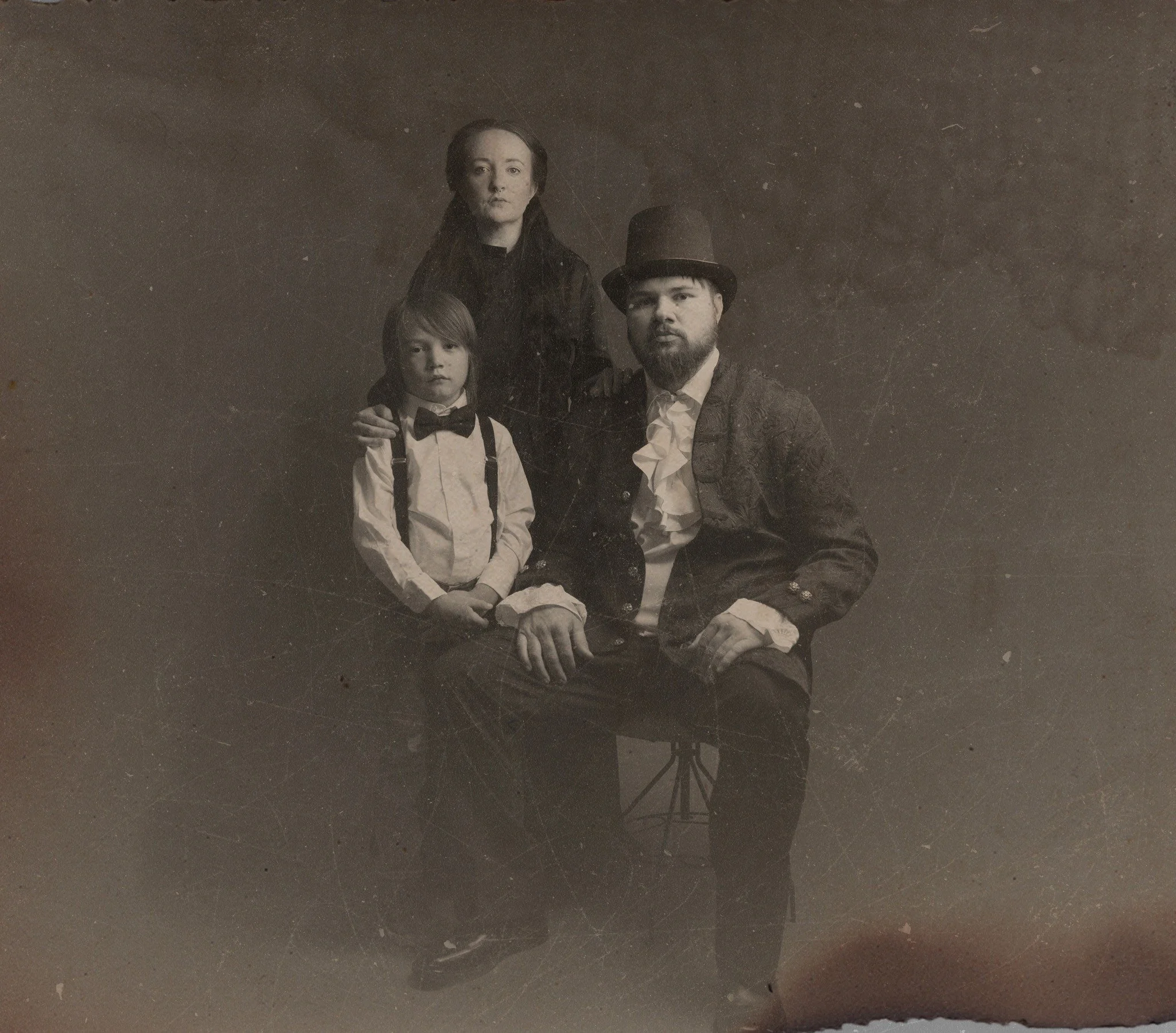 1800s Family Old Time Portrait 