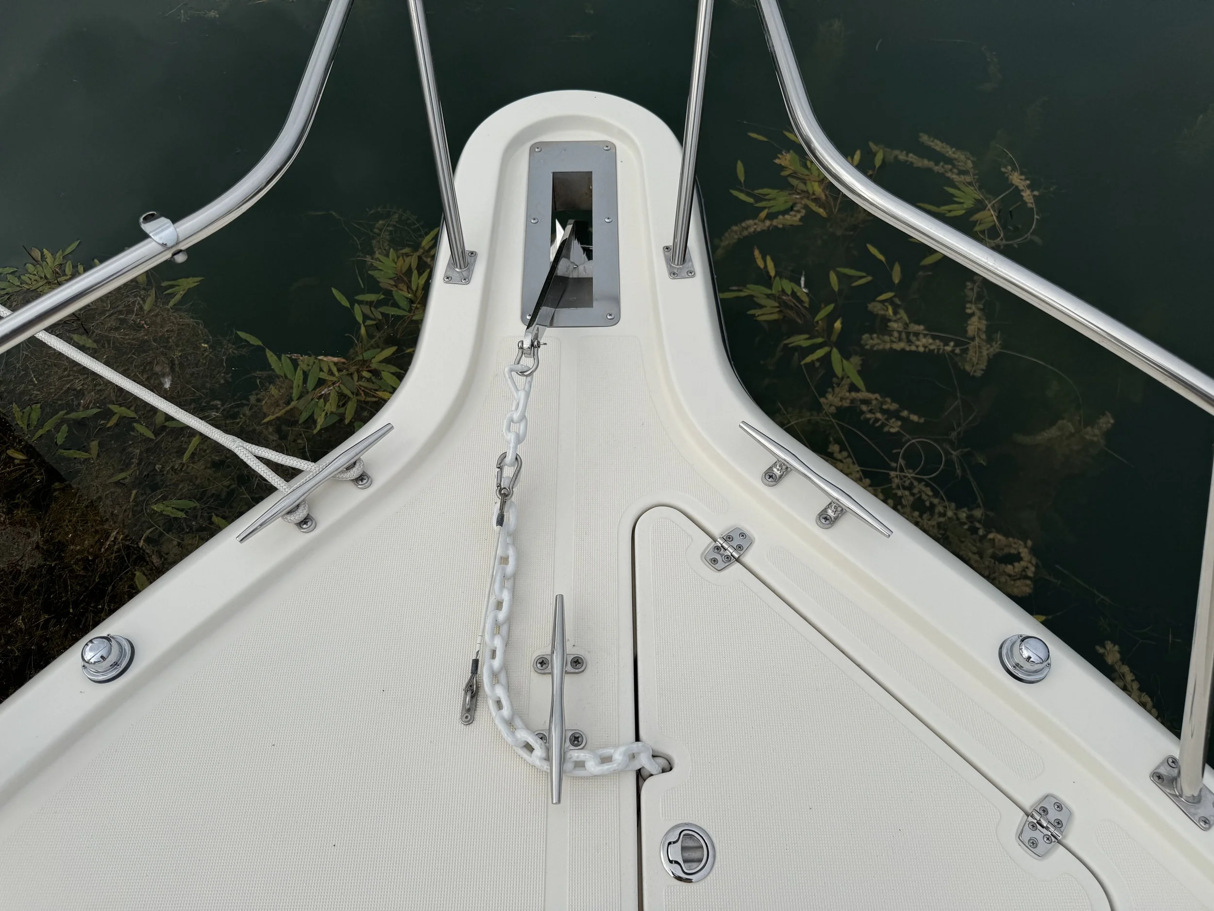 2000 Pursuit 3070 Offshore Center Console (93).JPG