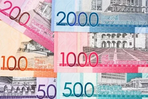 Collection of Dominican Peso bills in denominations of 2000, 1000, 500, 200, and 50 pesos.
