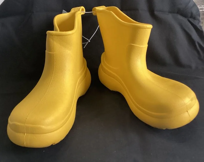 Rainboots