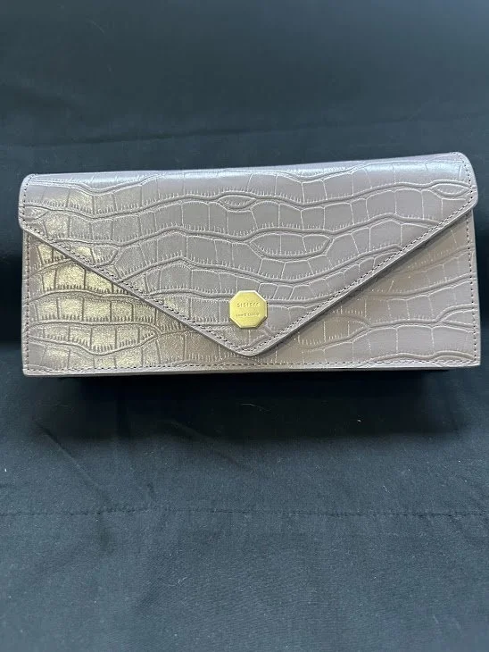 Sisism brand bag