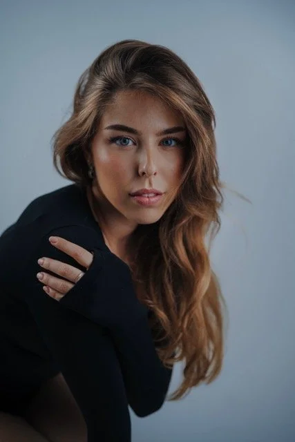 Headshot, Julia Solak.jpeg