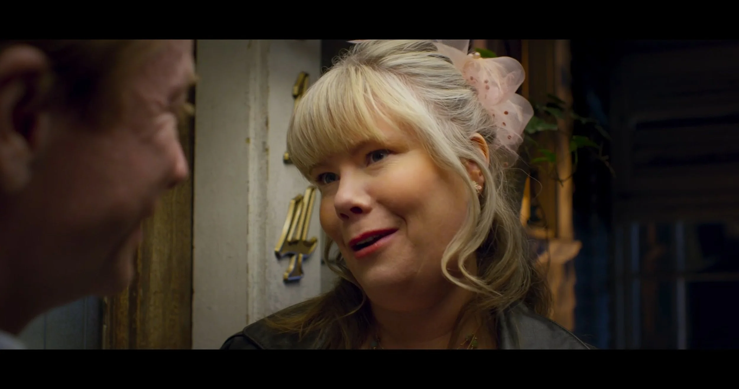 a_bad_romance_still_1.45.4.jpg
