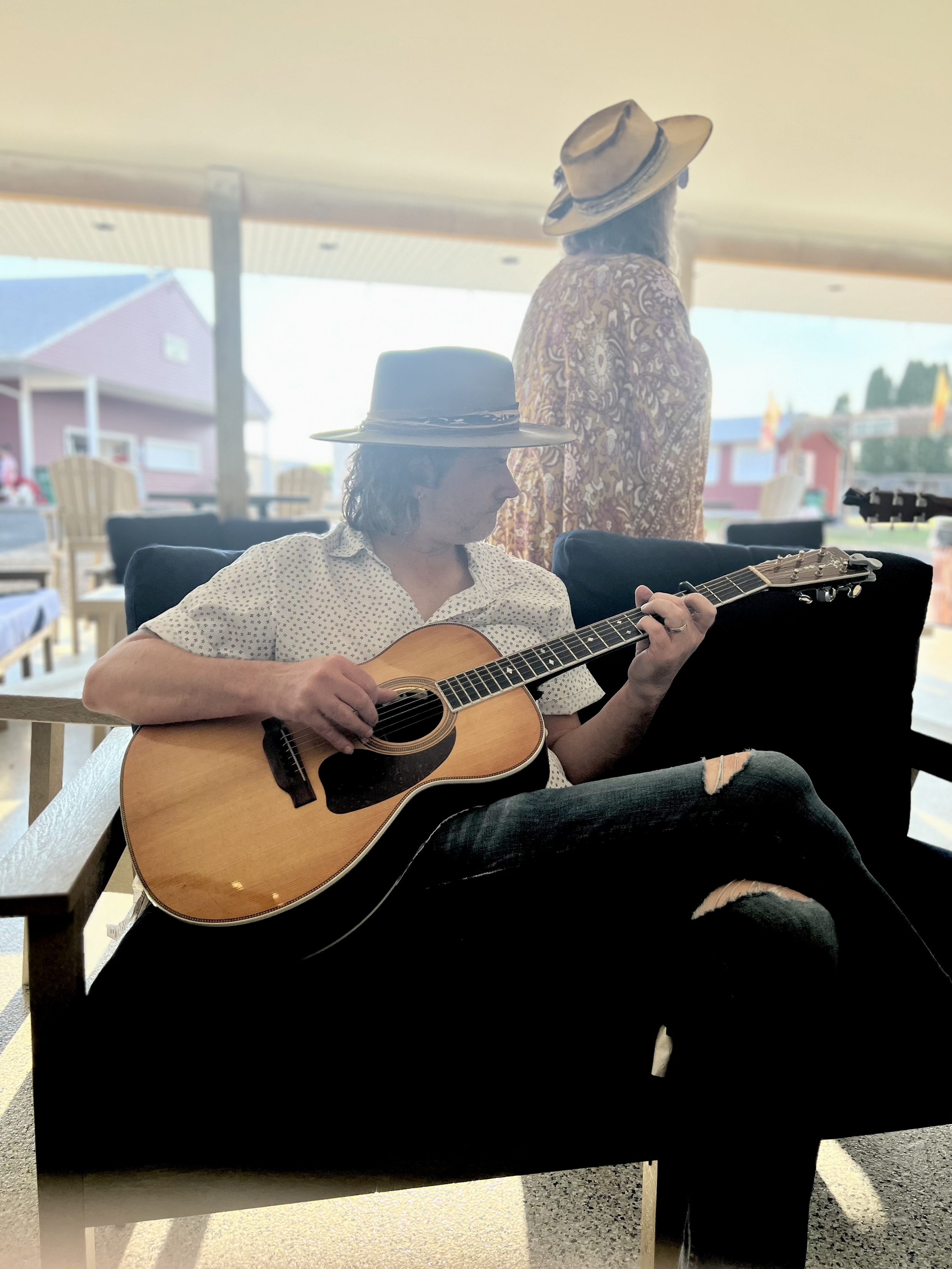 Acoustic show with The Differents @ Barton Orchards in Poughquag, NY - Trisha Pallo singing behind me. The acoustic guitar was built by my wonderful friend Walt Yahn.