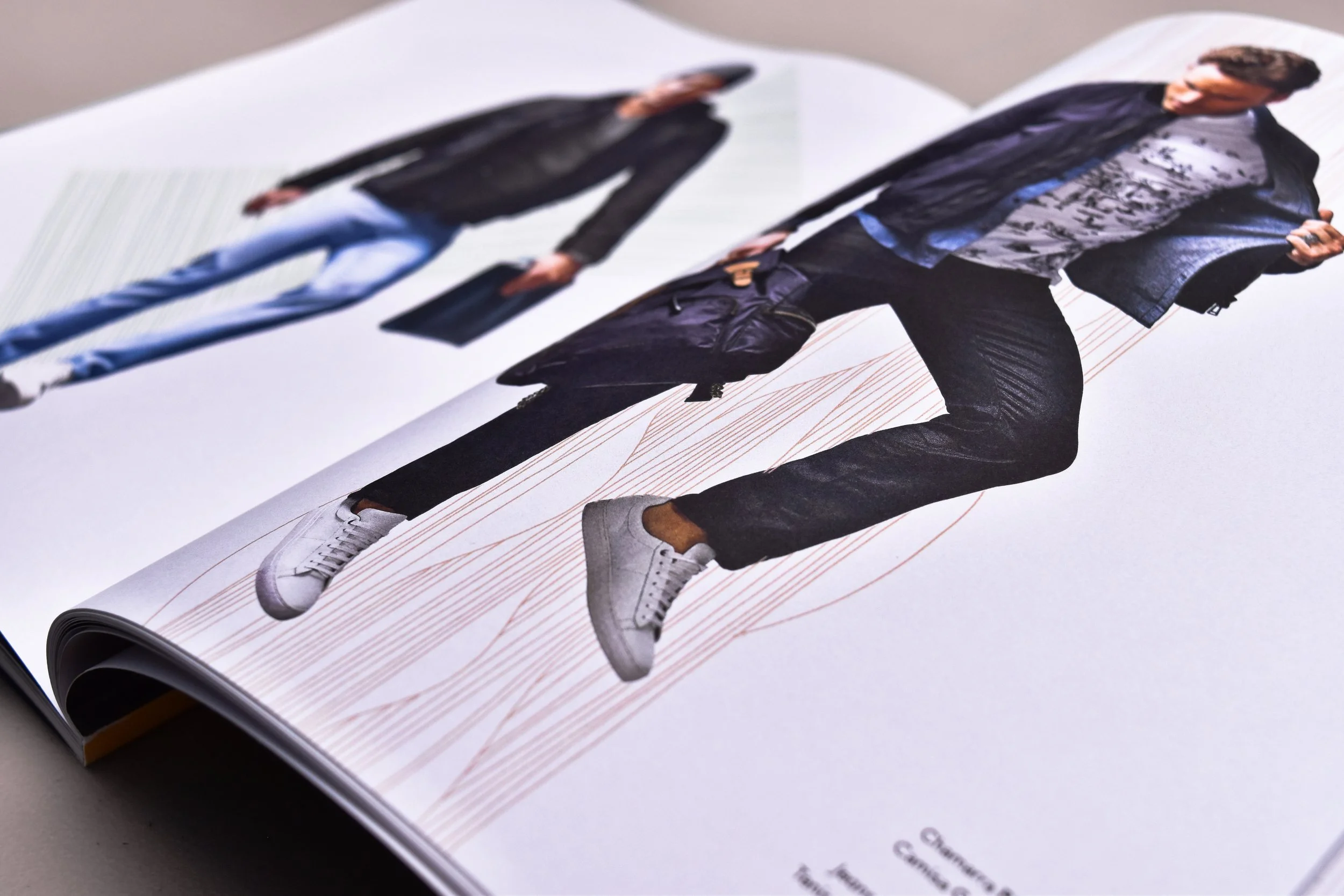 Libro Amarillo-Palacio-Hierro-LookBook-1.jpg
