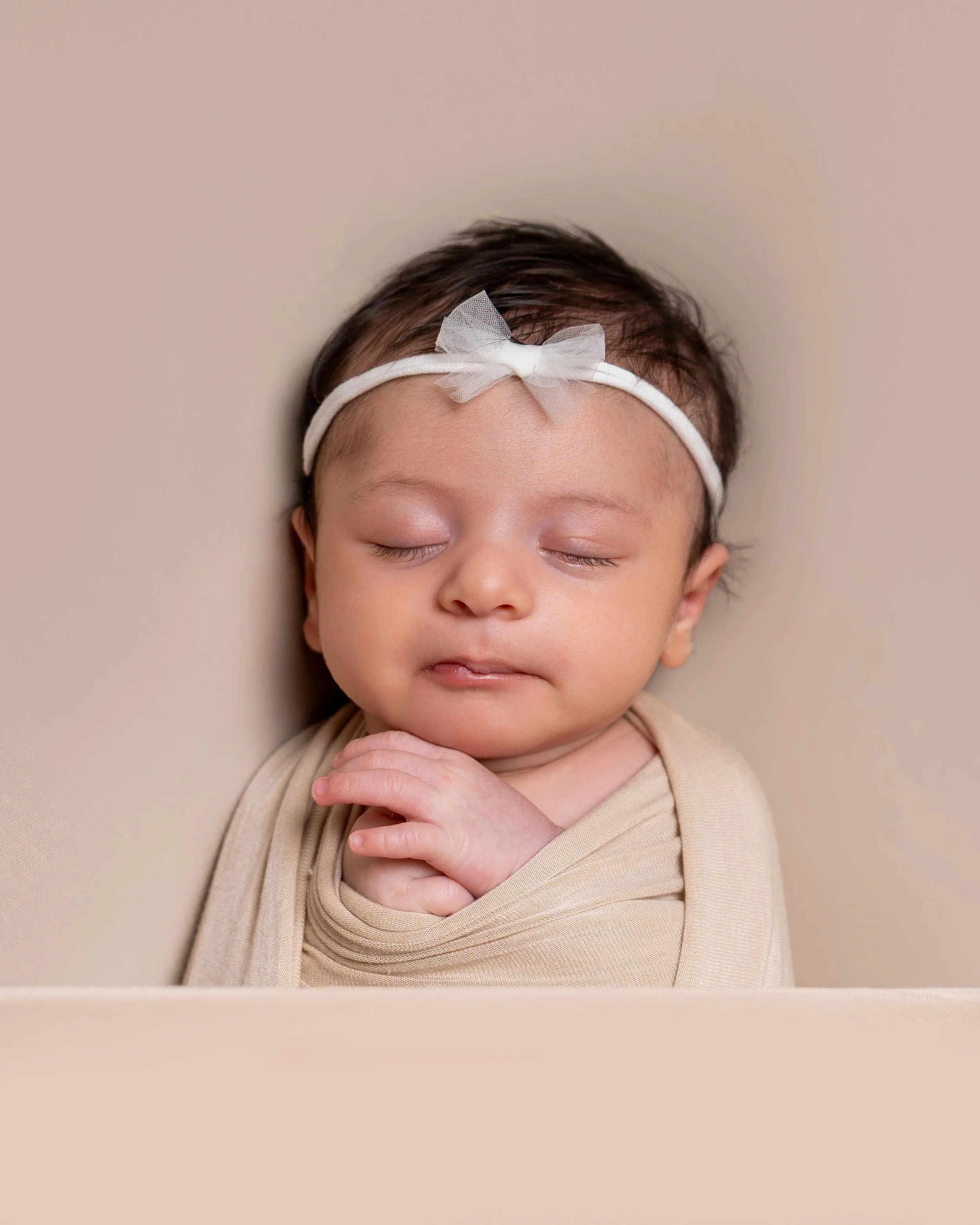 I&rsquo;m excited to announce that my diary is now open for newborn sessions! 🌙✨

More information in my website! (Link in bio)

#maidenheadphotographer #newbornphotographer #studiophotography #berkshirephotographer #maidenheadmums