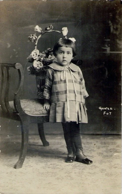 Lola, about 5 years old. Photo courtesy of María A. De la Cruz