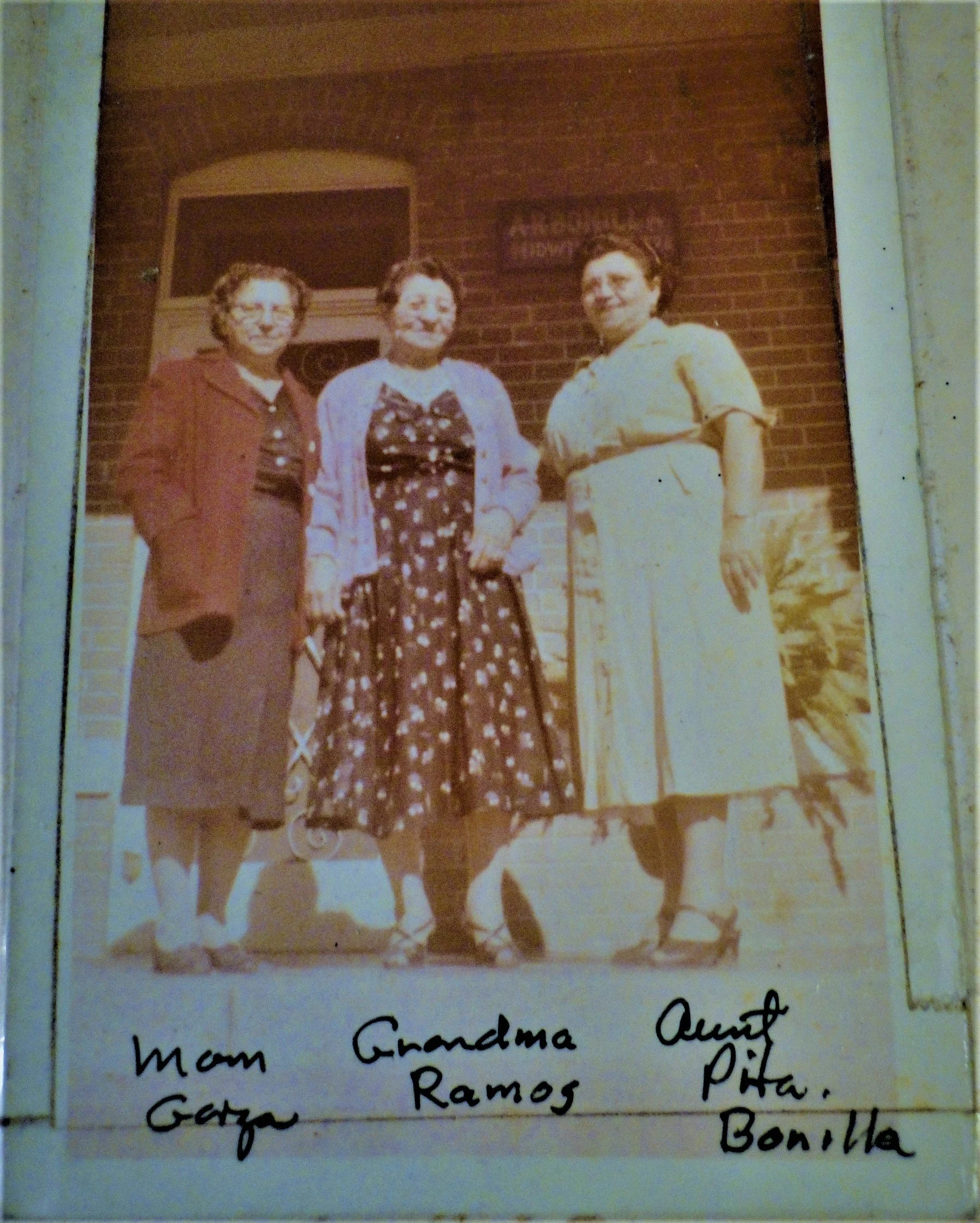 Romana Rams is pictured in the middle, with her daughters Carolina R. Garza (left) and Agapita R. Bonilla (right)