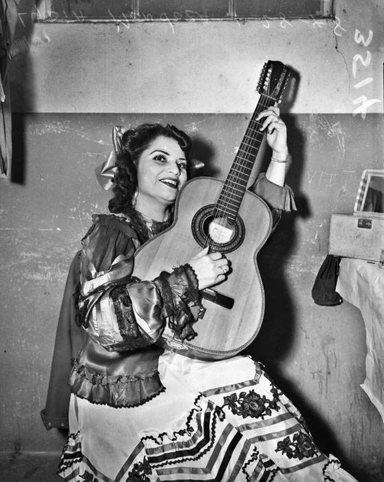  Lydia Mendoza, 1948 
