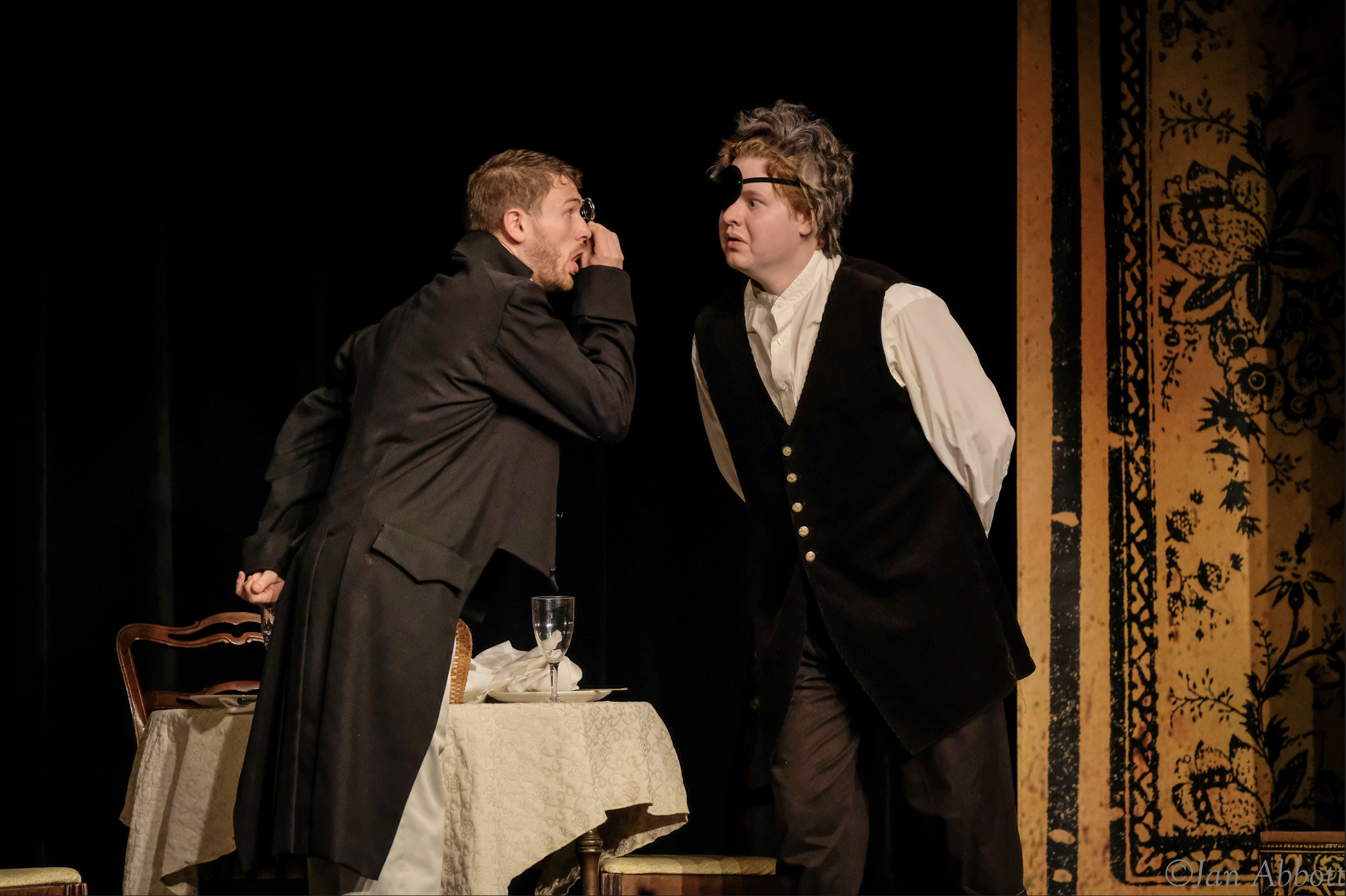 Pasquin in Le docteur miracle - Georges Bizet (Alex Kapp as Le Podestat)