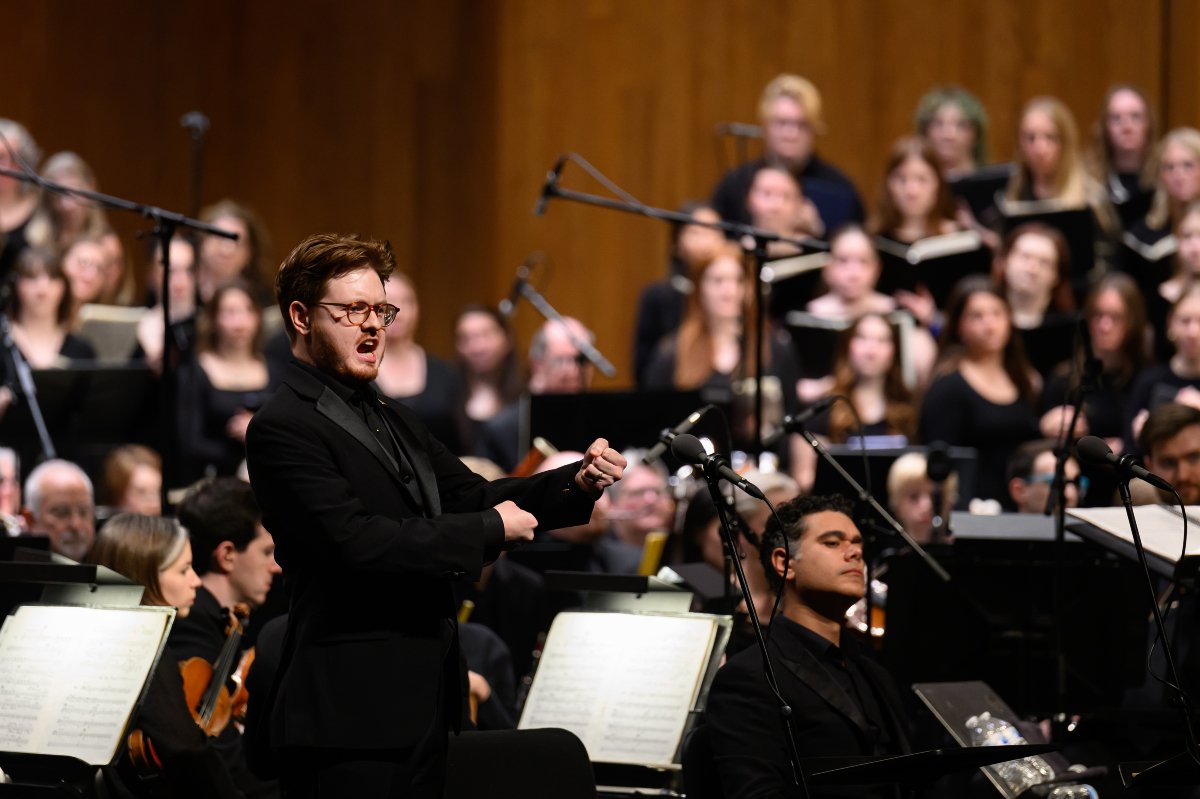 The Swan in Carmina Burana - Carl Orff