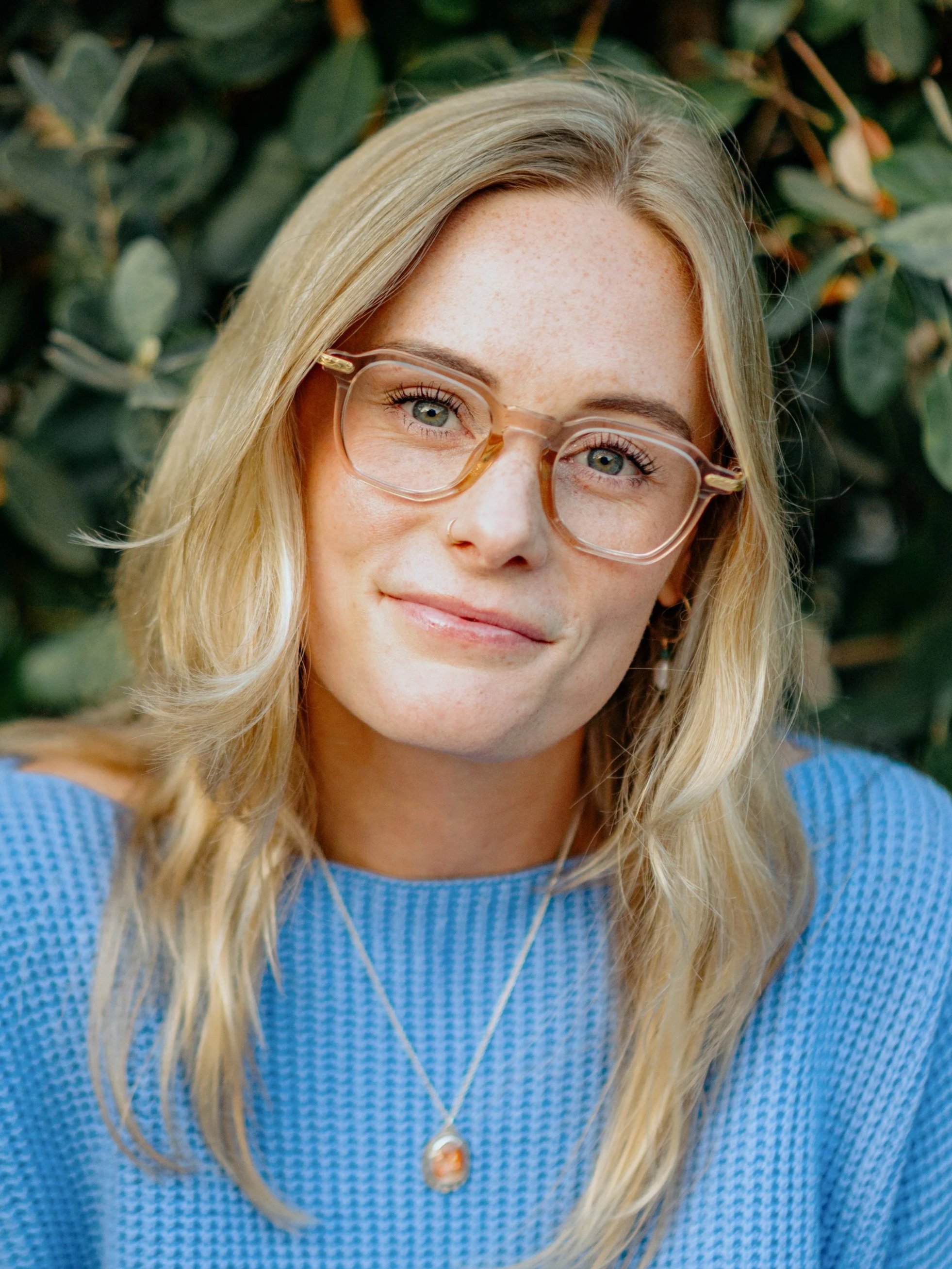 Sloane Hofer, AMFT, APCC