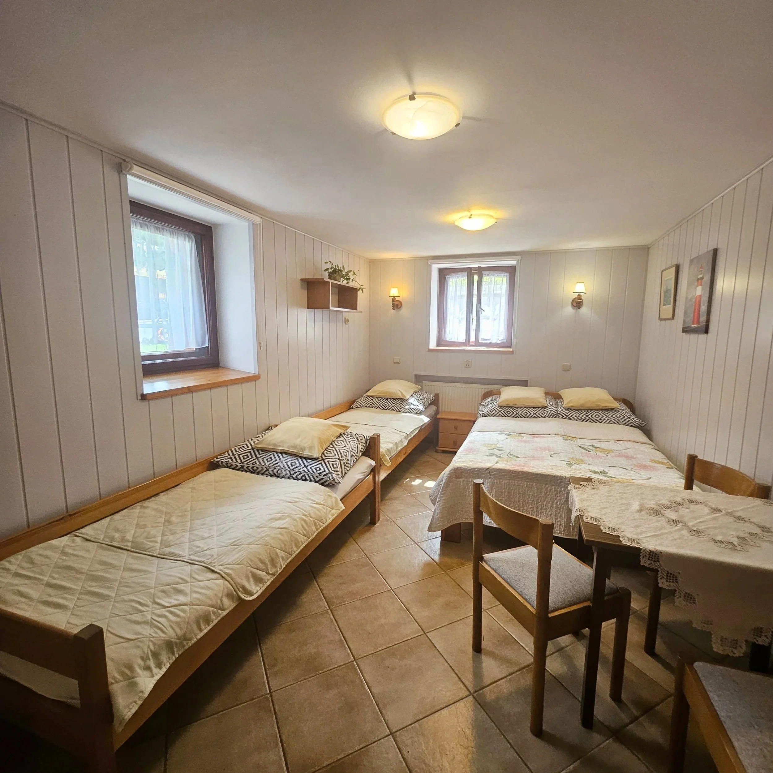 Niski parter pokój ''mały'' - (4 osob.)