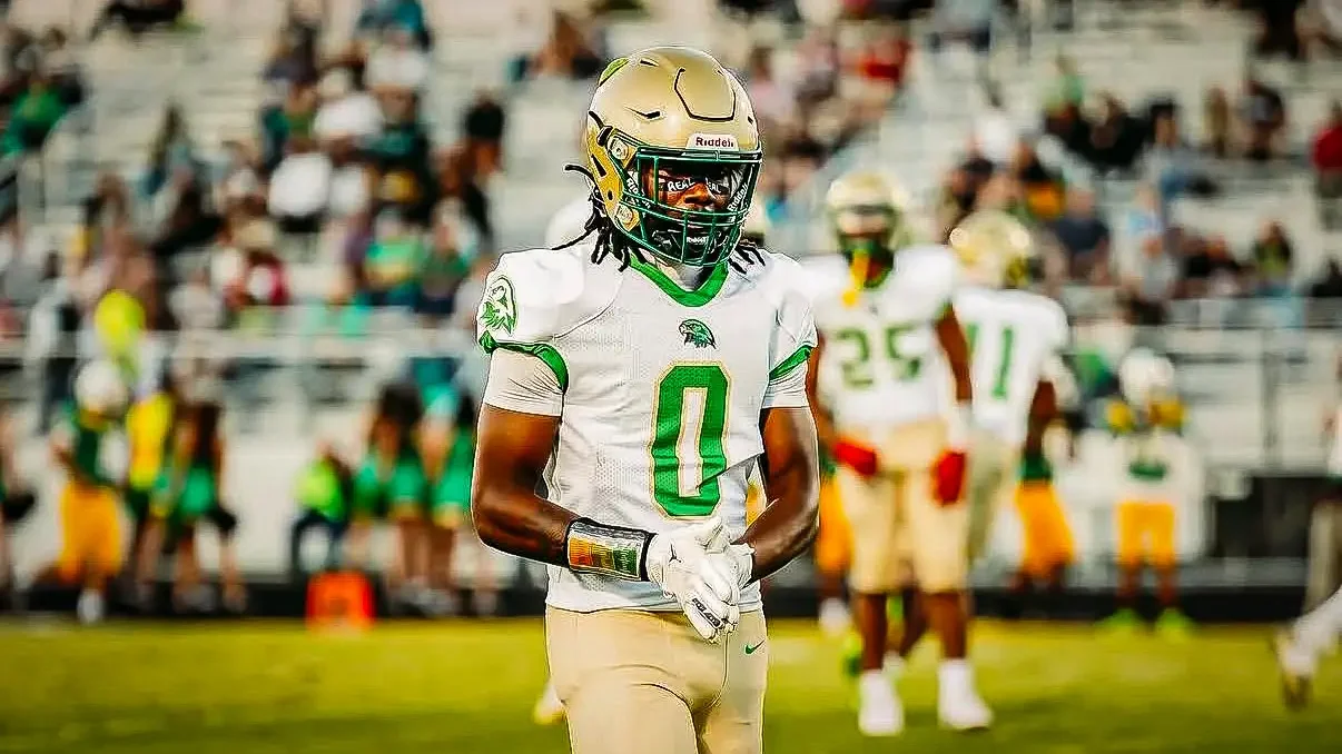 South Carolina Flips Four-Star WR Iveon Lewis from Kentucky