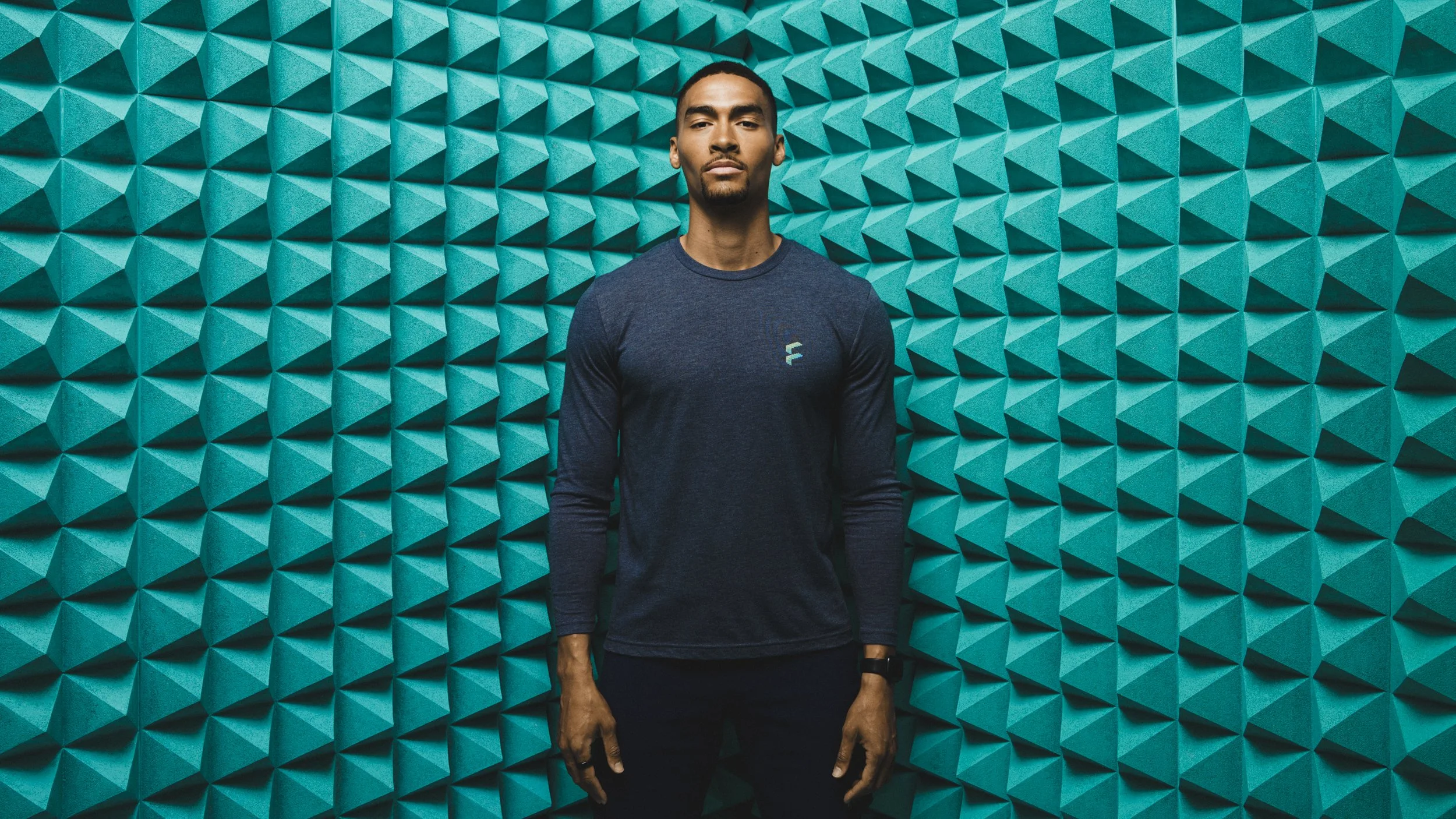 15-California-Commercial-Fitness-Lifestyle-Portrait-Photographer-San-Francsico-abstract-studio-set-man-banner.jpg