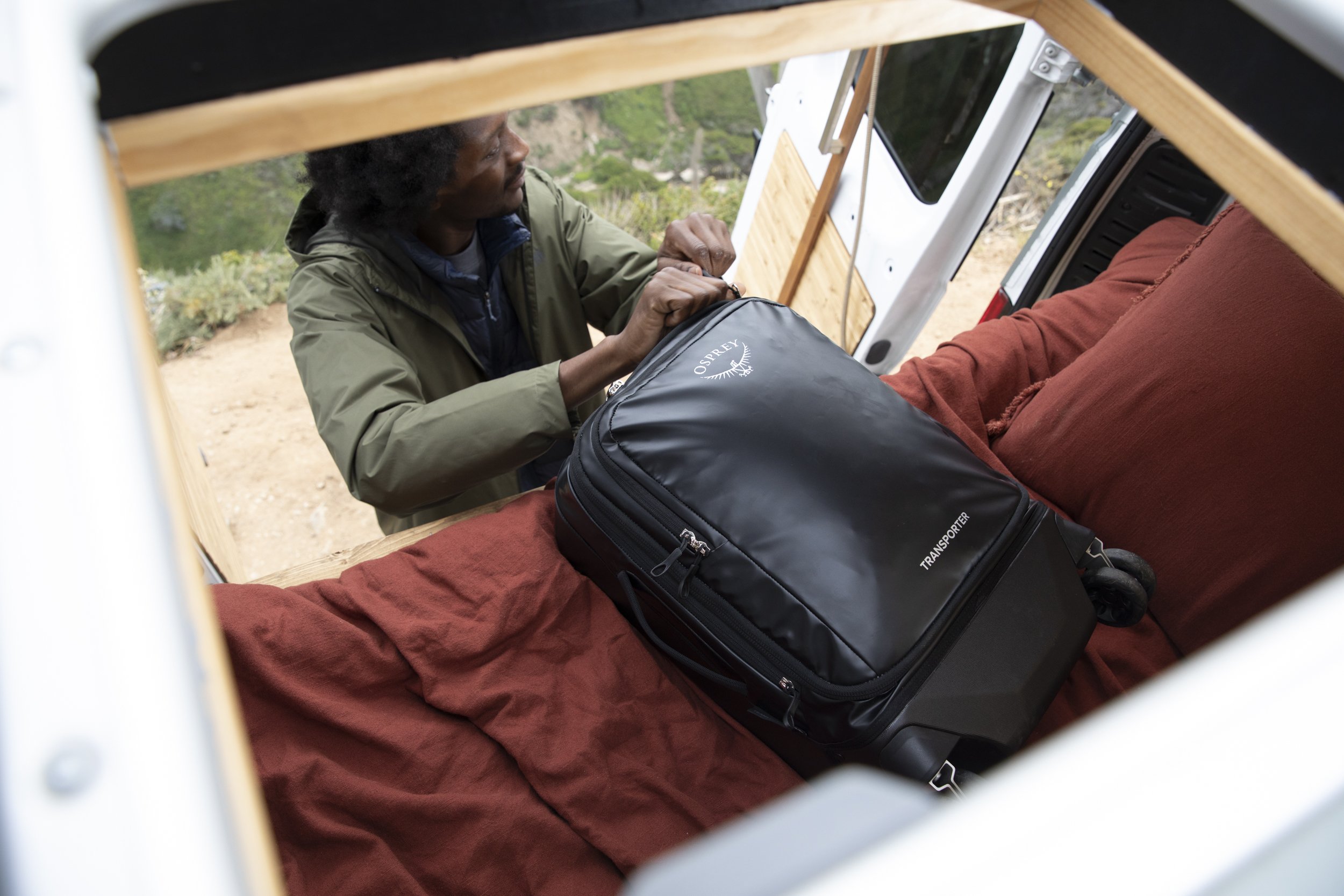 17-bay-area-commercial-photographer-product-lifestyle-osprey-luggage-van-skylight-view.jpg