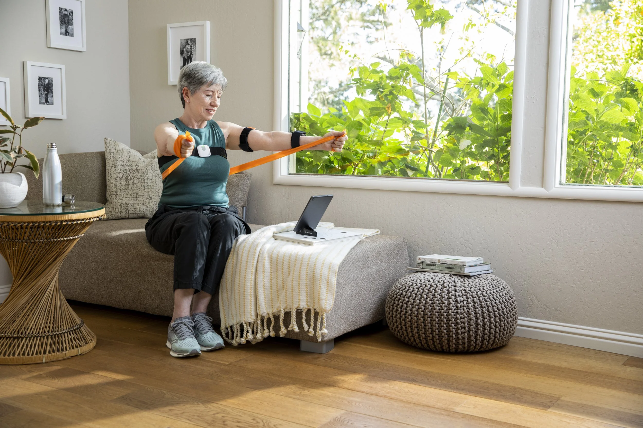 9-California-Commercial-Tech-Lifestyle-Photographer-San-Francisco-Hinge-Health-brand-home-PT-SAAS-UI-app-therapy.jpg