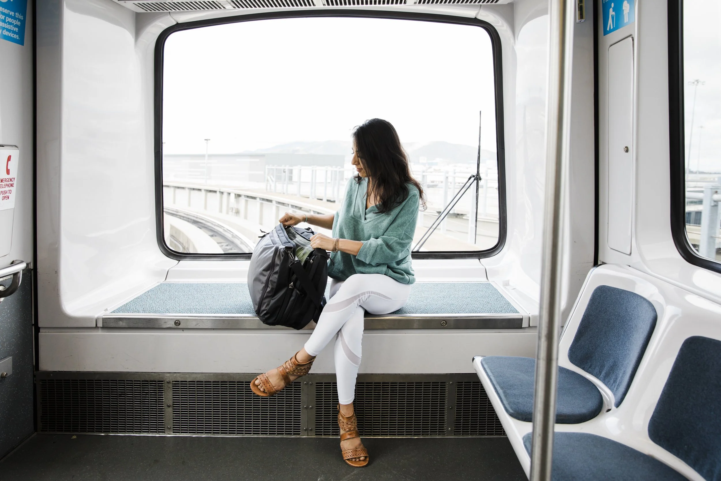 10-bay-area-commercial-photographer-product-lifestyle-osprey-luggage-SFO-commuter.jpg